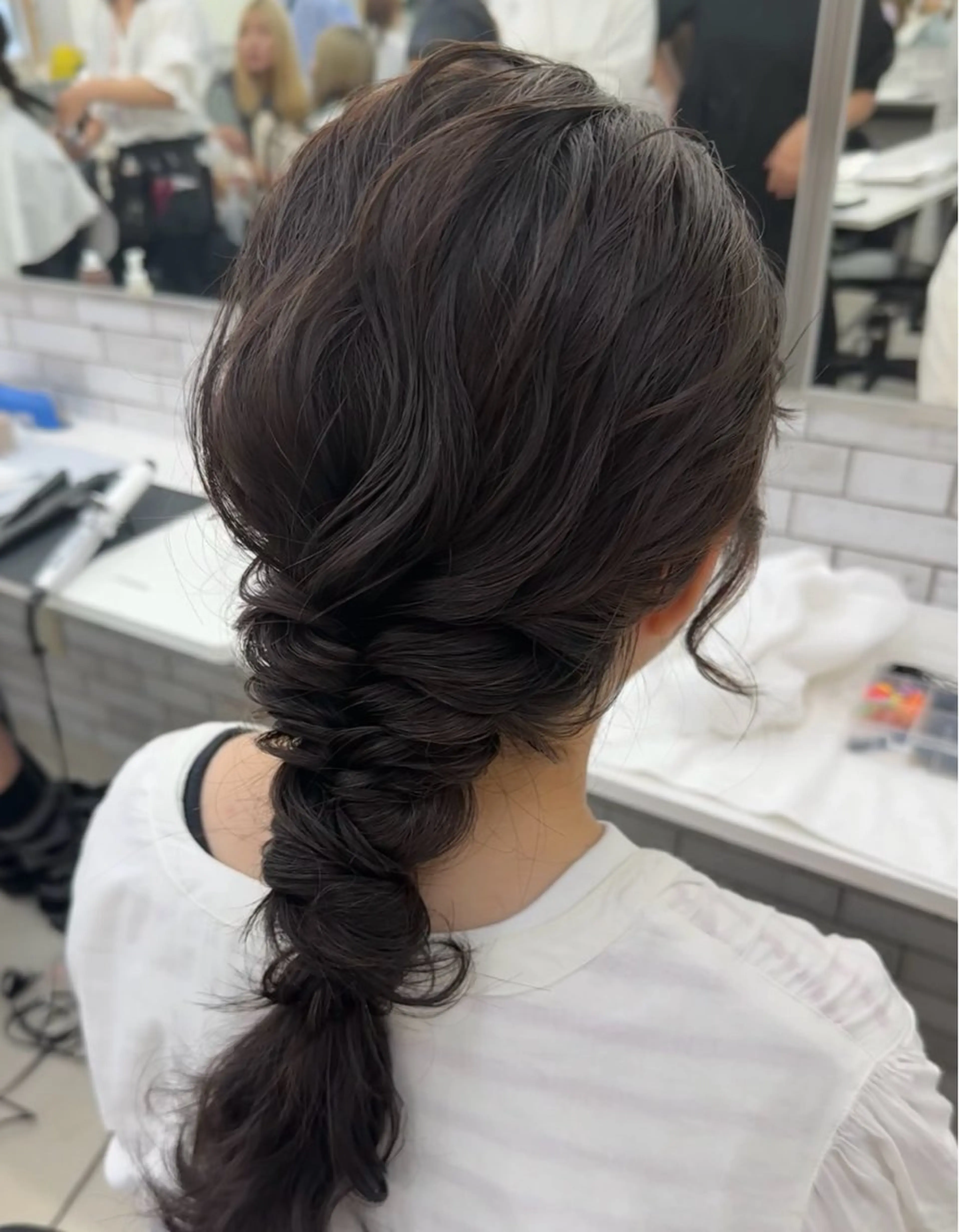 ヘアアレンジ ヘアセット 艶髪/ブリーチなし Wカラー🌺yuiのヘアスタイル