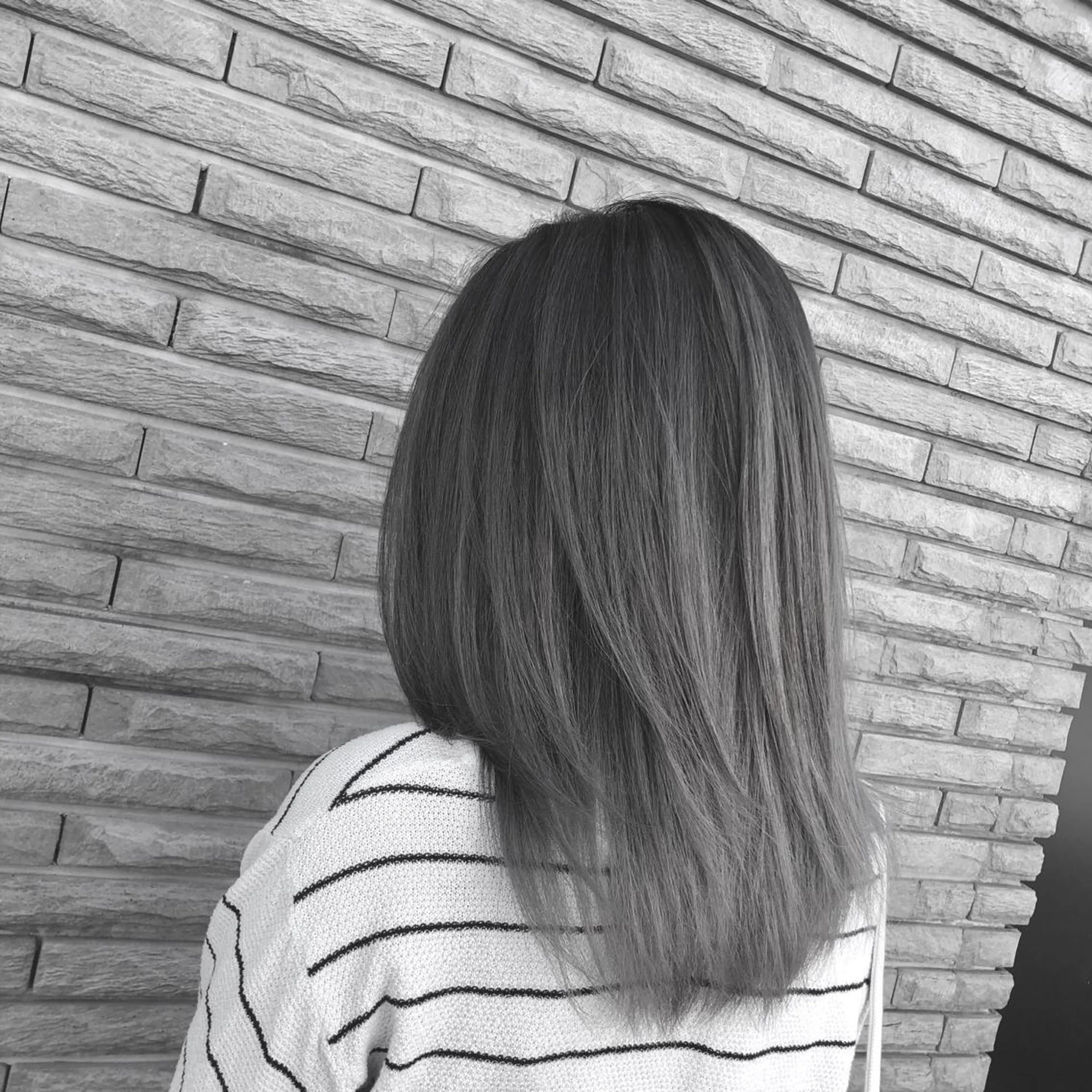 ミディアム カラー ヘアアレンジ バレイヤージュ デザインカラー ハイライトカラー 外国人風カラー ハイライト アンドウ ユウ/ レイヤーカット/韓国のヘアスタイル