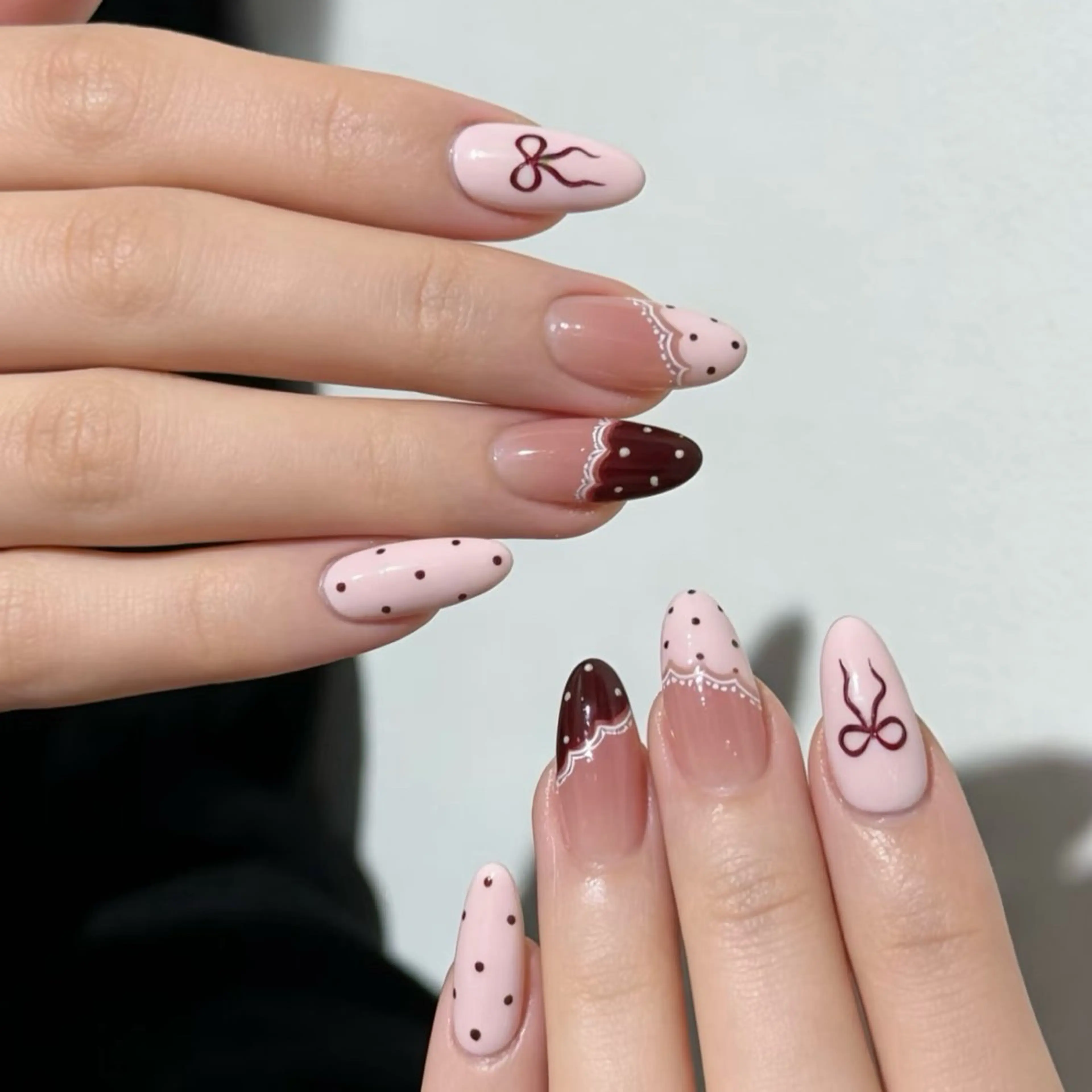 ネイル オーロラネイル 長さ出し フレンチネイル ジェルネイル ガラスフレンチ Rela・S NAILのネイルデザイン
