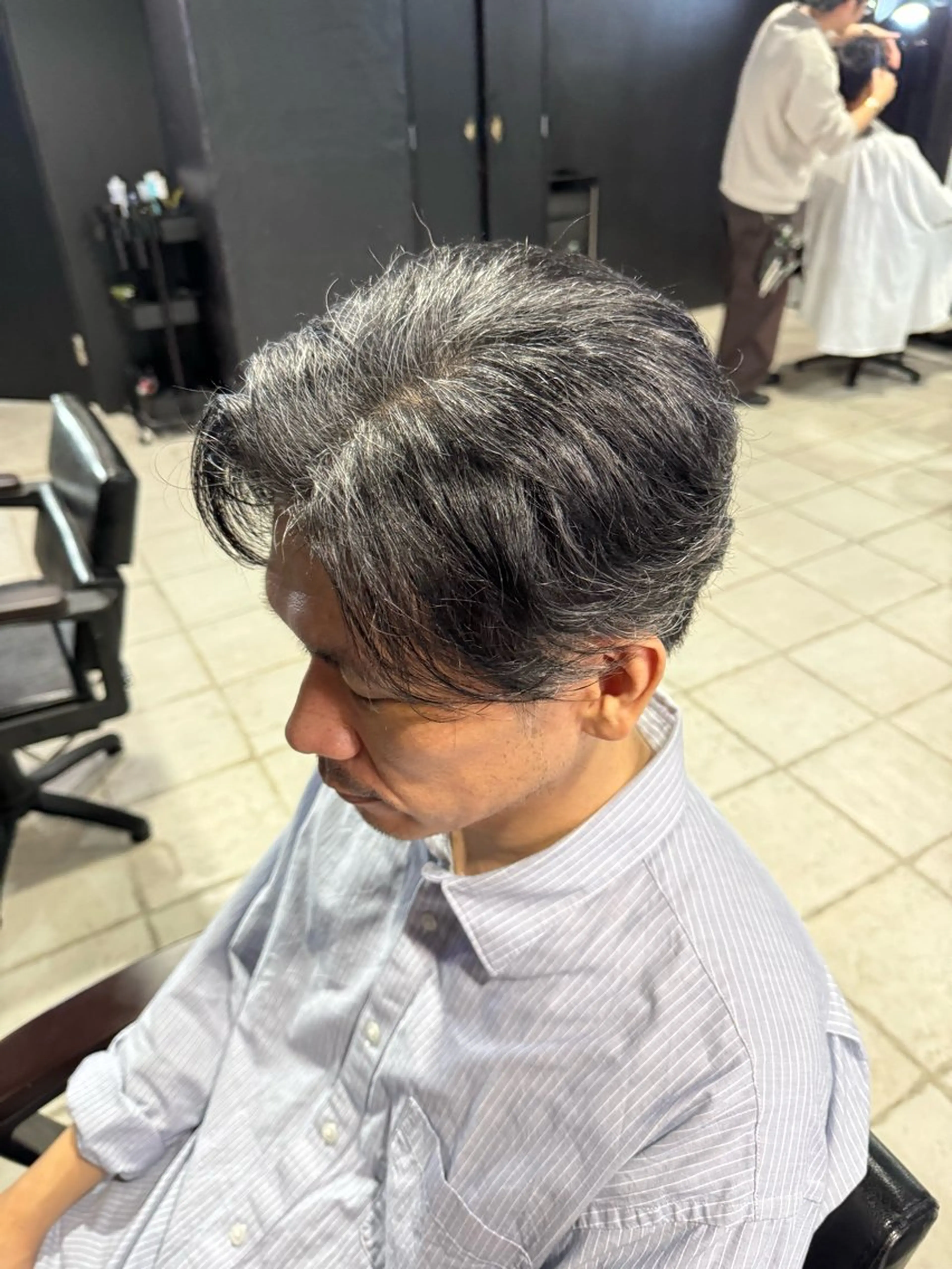 ヘアアレンジ メンズ センターパート カット メンズ専門 美容師✨ アメ村 堀江颯瑛のヘアスタイル