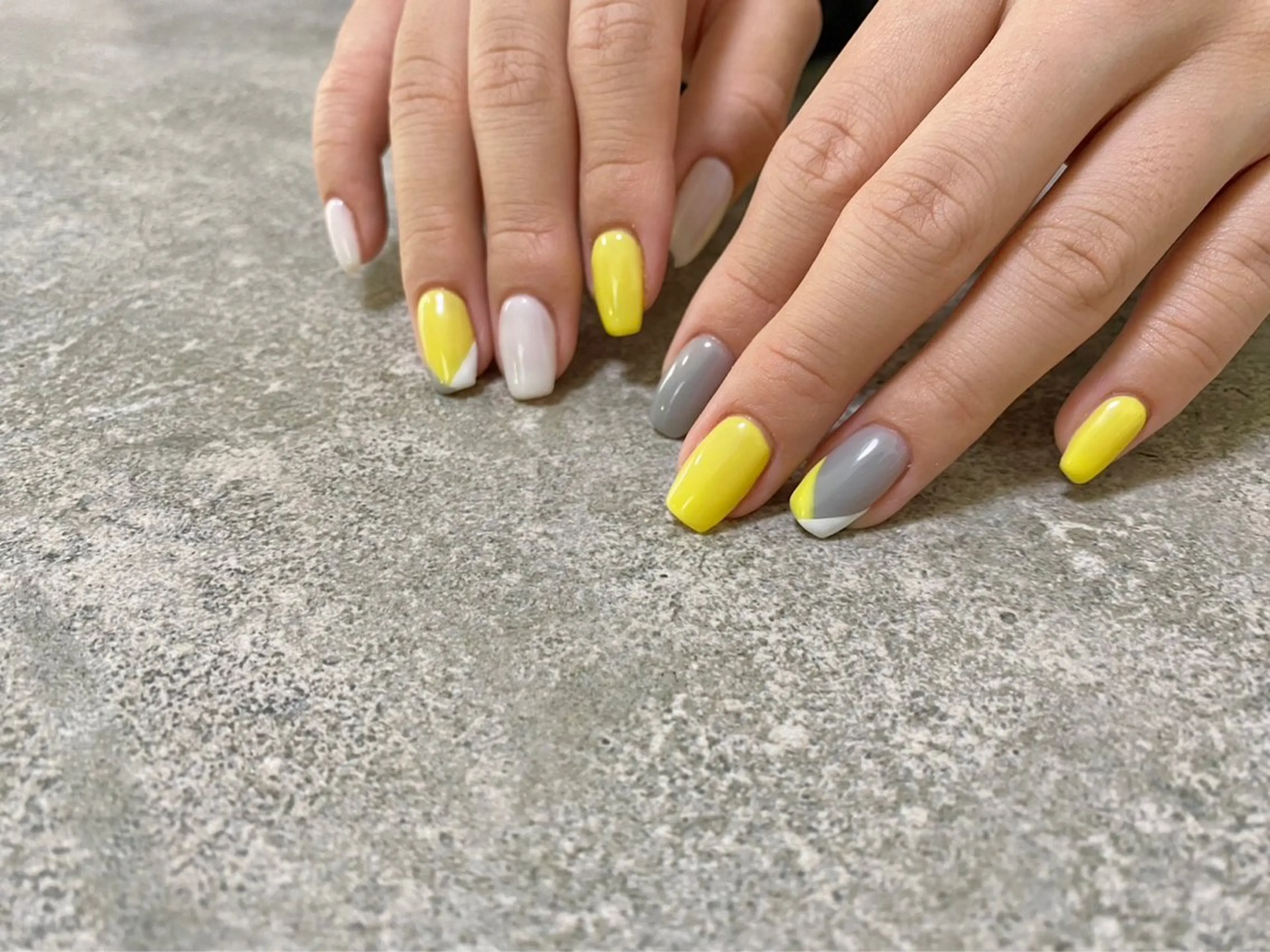 ネイル ハンドネイル 丸山 萌奈のネイルデザイン