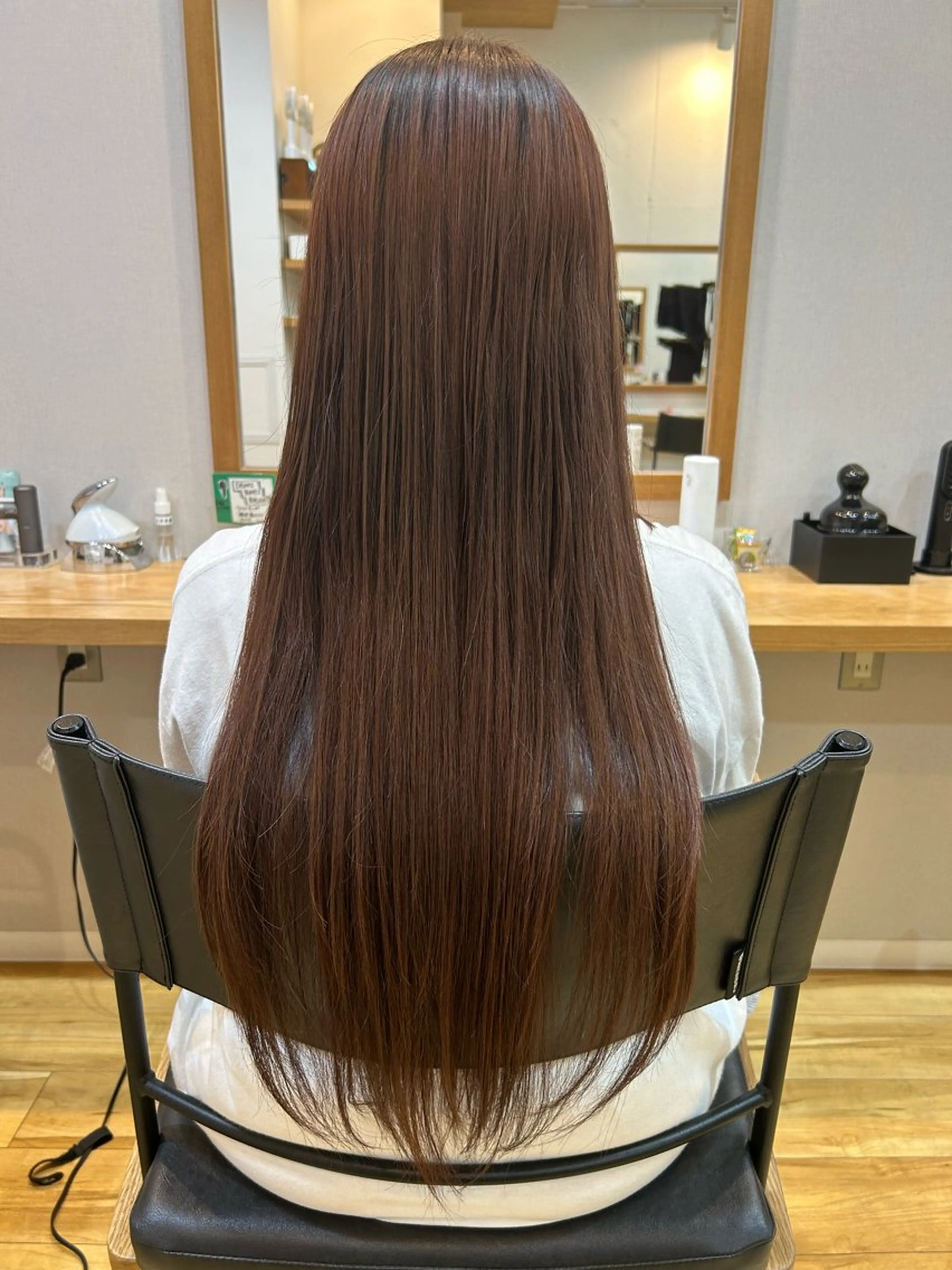 ロング カラー 佐藤 かののヘアスタイル