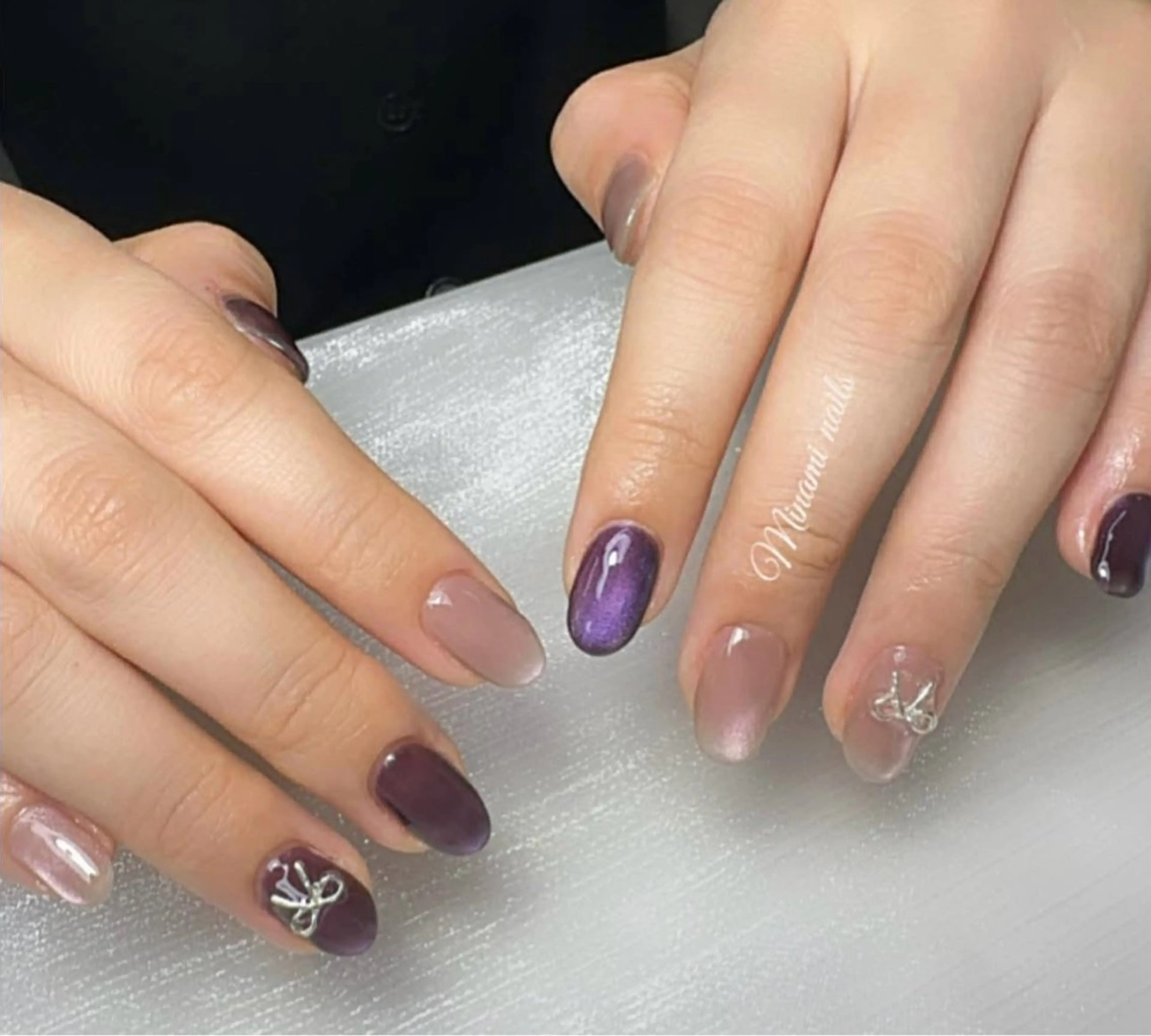 ネイル アートネイル オーロラネイル ガーリー キラキラネイル 韓国ネイル ハンドネイル Minami Nailsのネイルデザイン