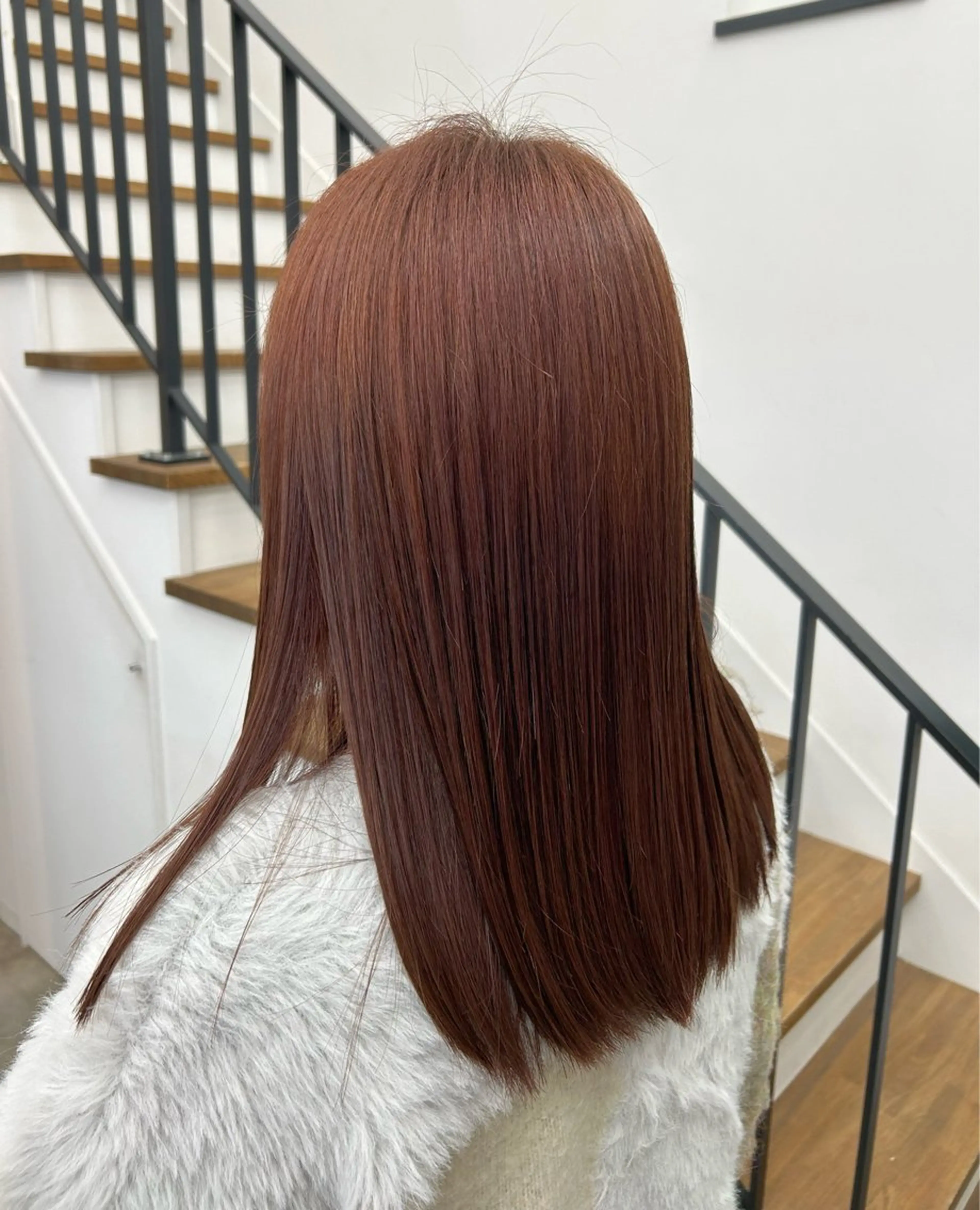 ロング ボブ ヘアカラー 本澤 朋香のヘアスタイル