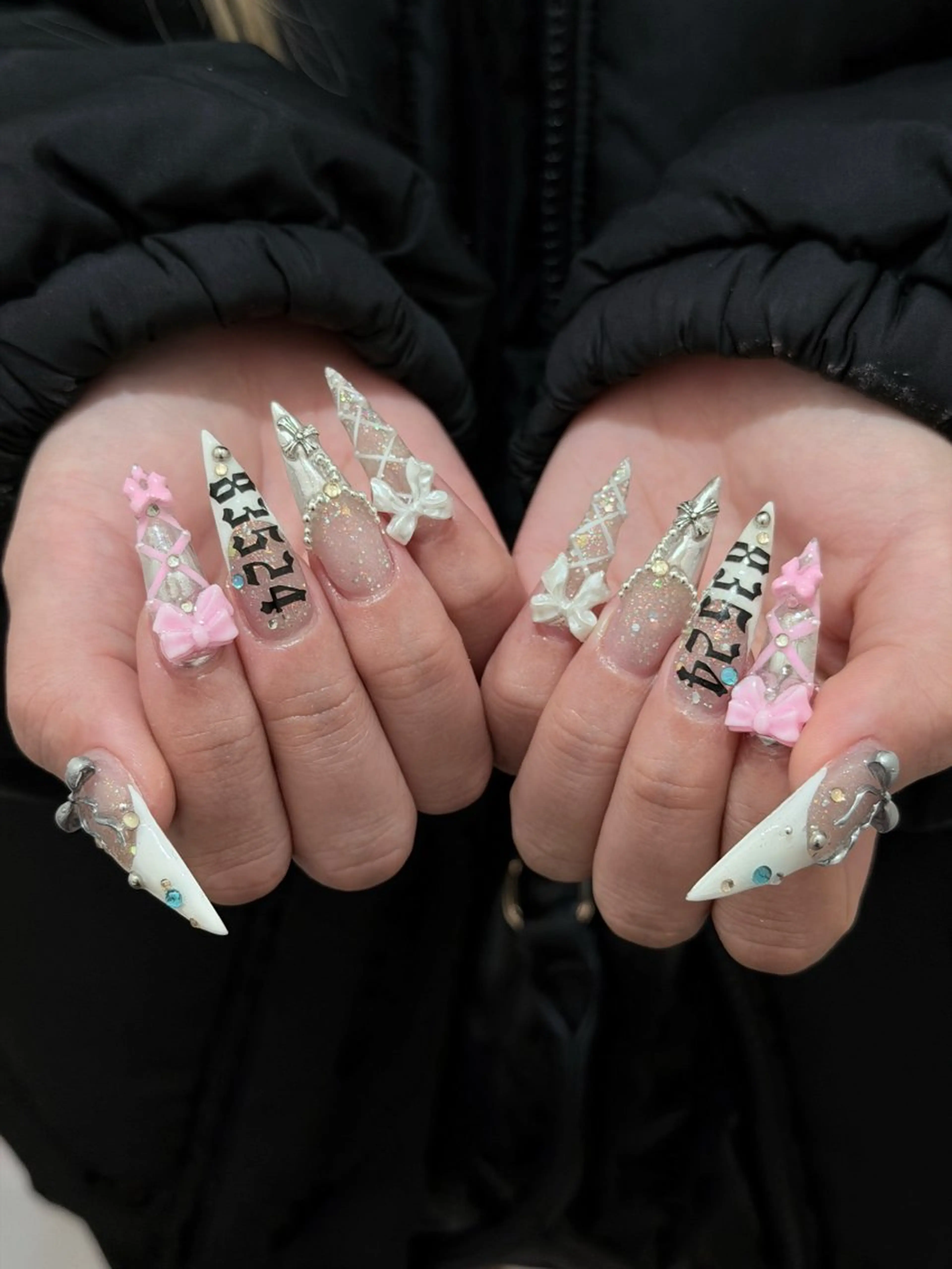 ネイル オーロラネイル ボルドー ブラウン 氷ネイル・うるうるネイル キラキラネイル ハンドネイル Julli ジュリのネイルデザイン