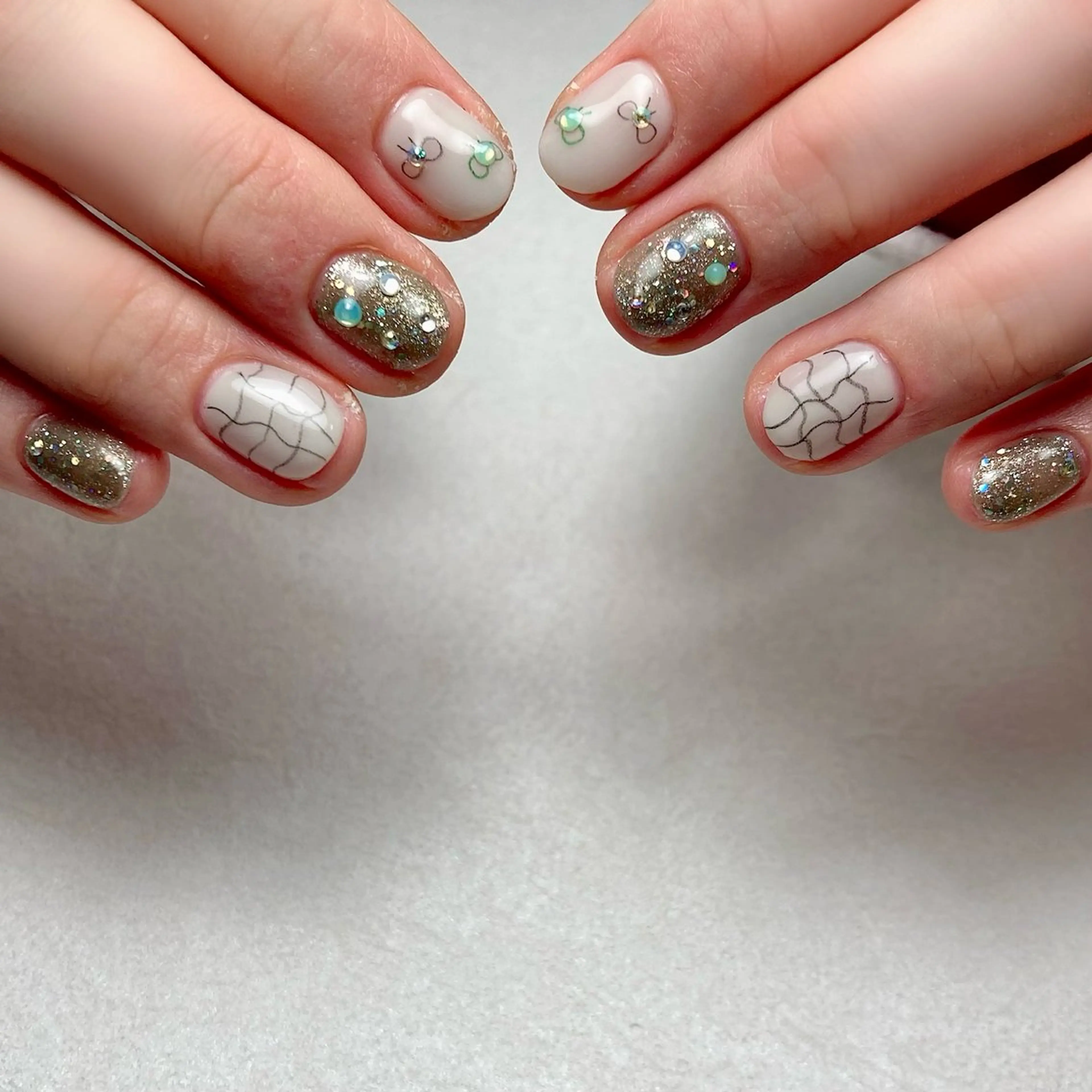 ネイル かおる KAORUのネイルデザイン