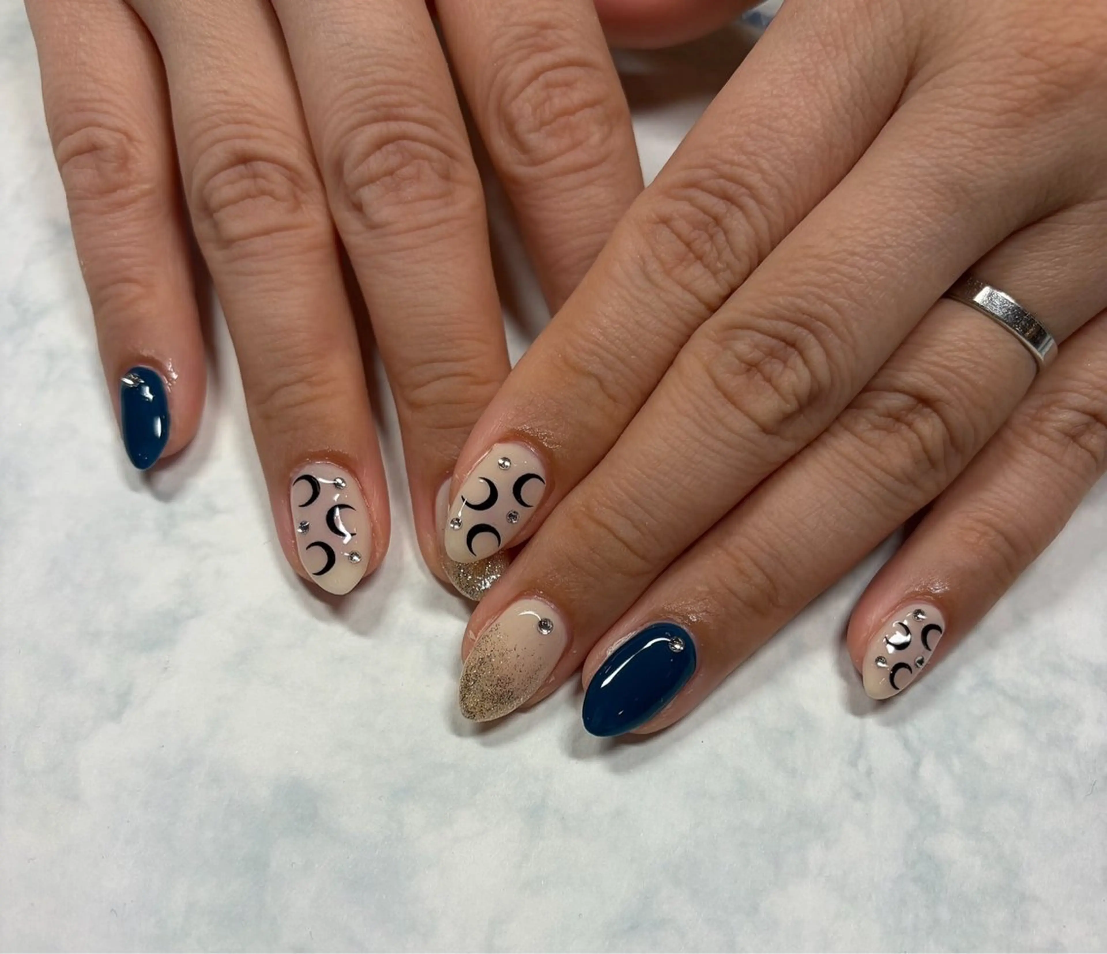 ネイル ハンドネイル colors 荻窪のネイルデザイン