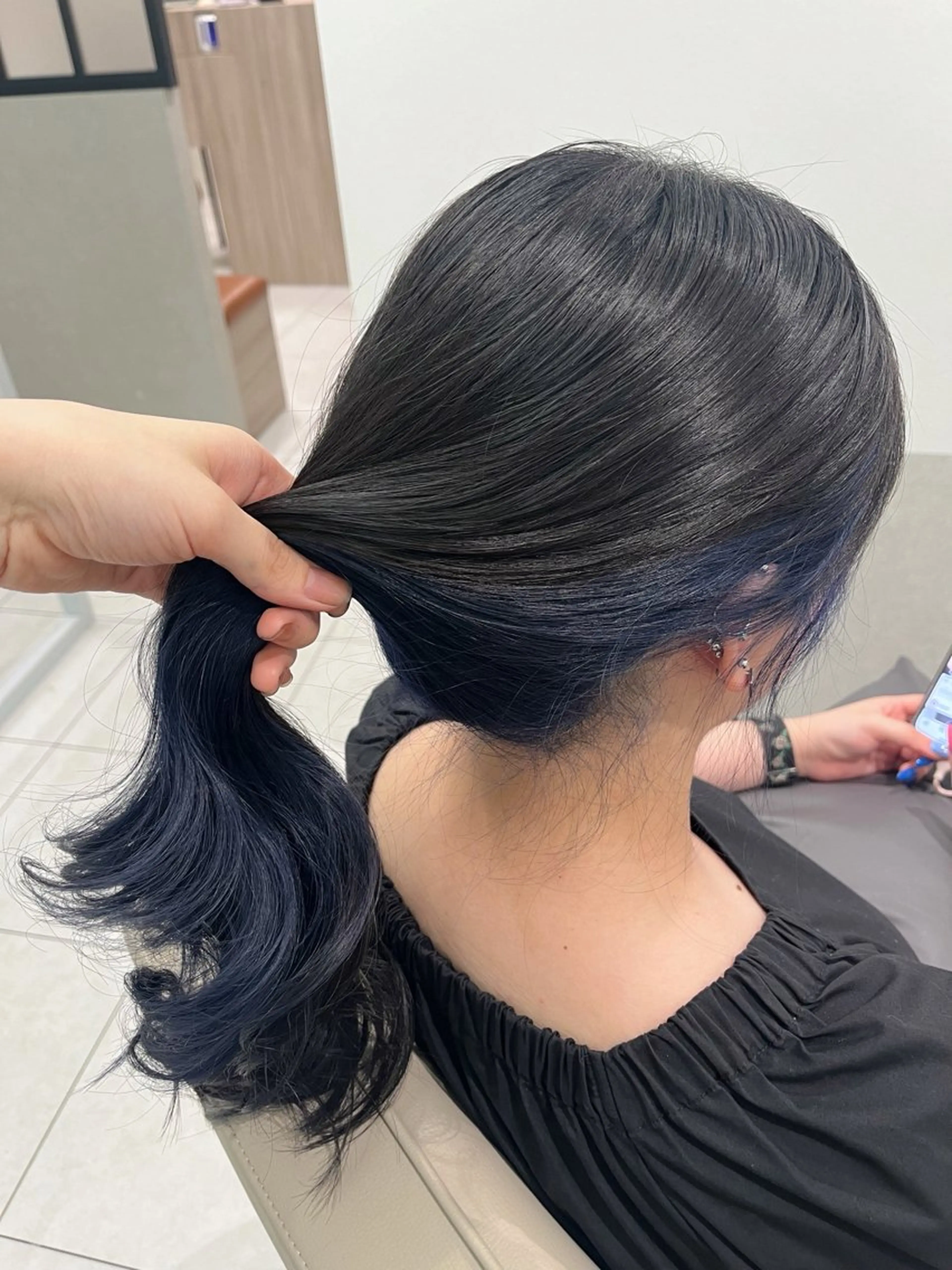 ロング カラー ヘアアレンジ ブルーカラー ブルーバイオレット インナーカラー バイオレットカラー カット ヘアカラー トリートメント Eleanor 池袋 🧸Madoka🧸のヘアスタイル