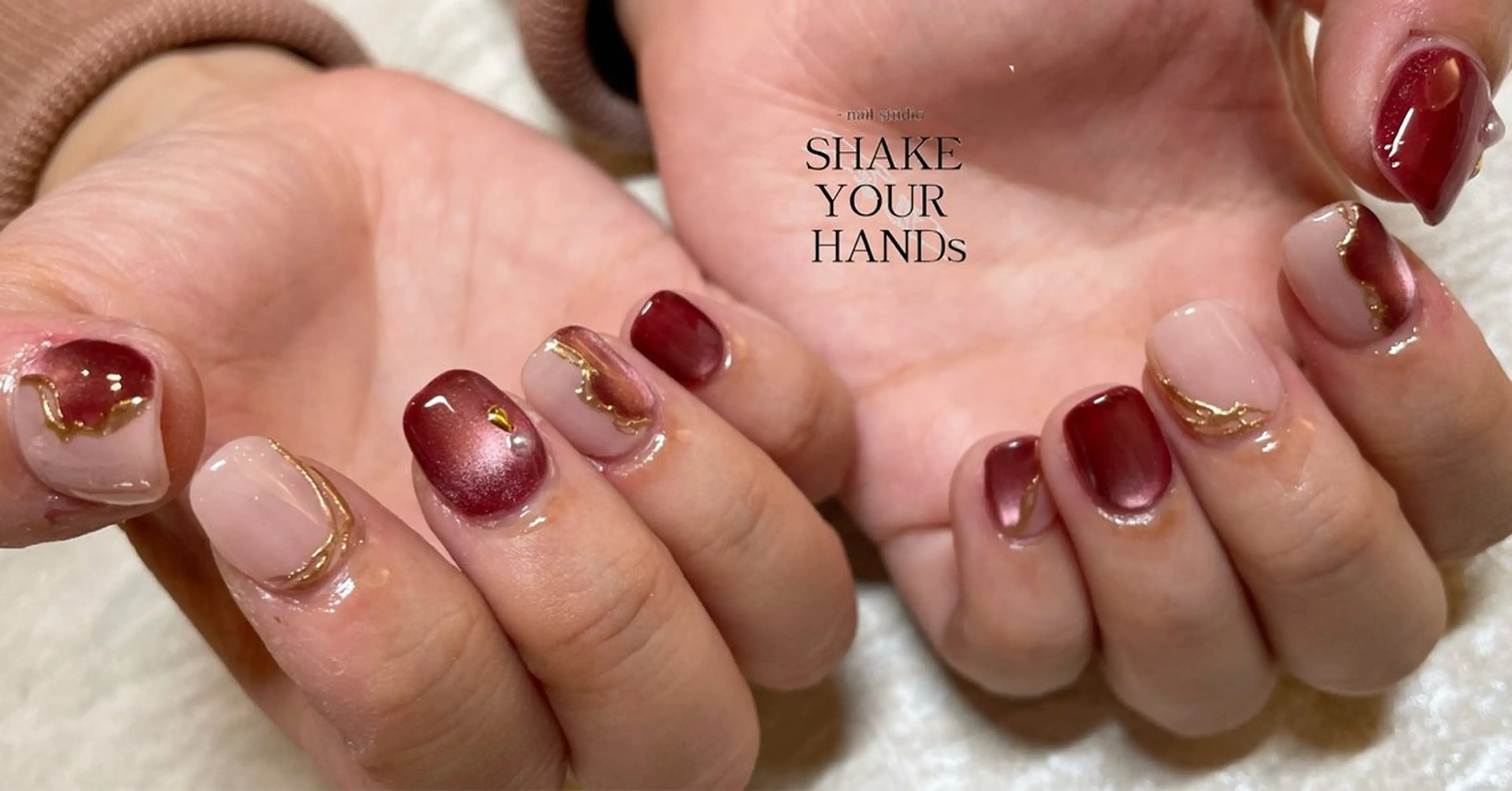 ネイル ボルドー ネイルスタジオ シェイクユアハンズのネイルデザイン