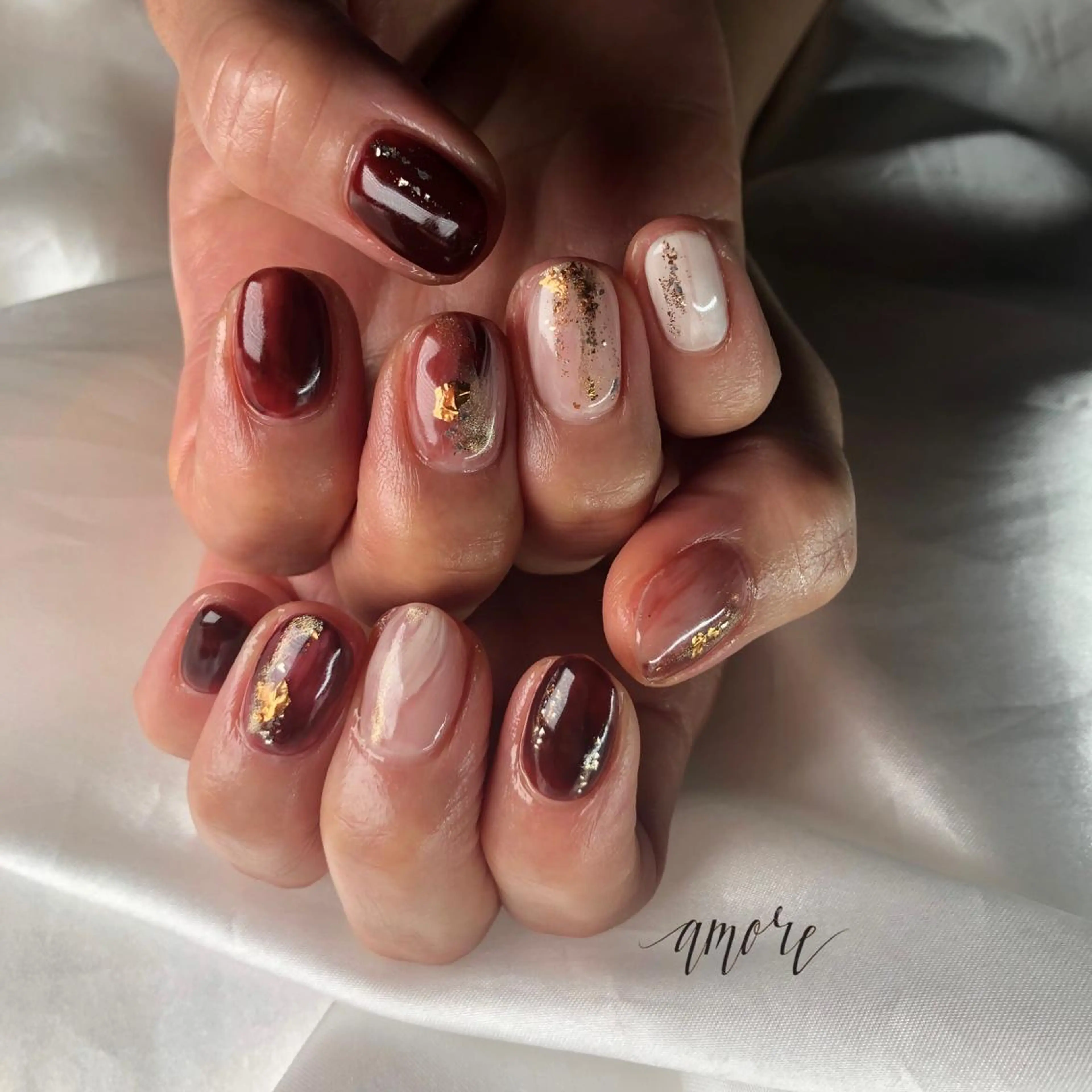 ネイル ジェルネイル 氷ネイル・うるうるネイル キラキラネイル マグネットネイル ミラーネイル You kyehwaのネイルデザイン