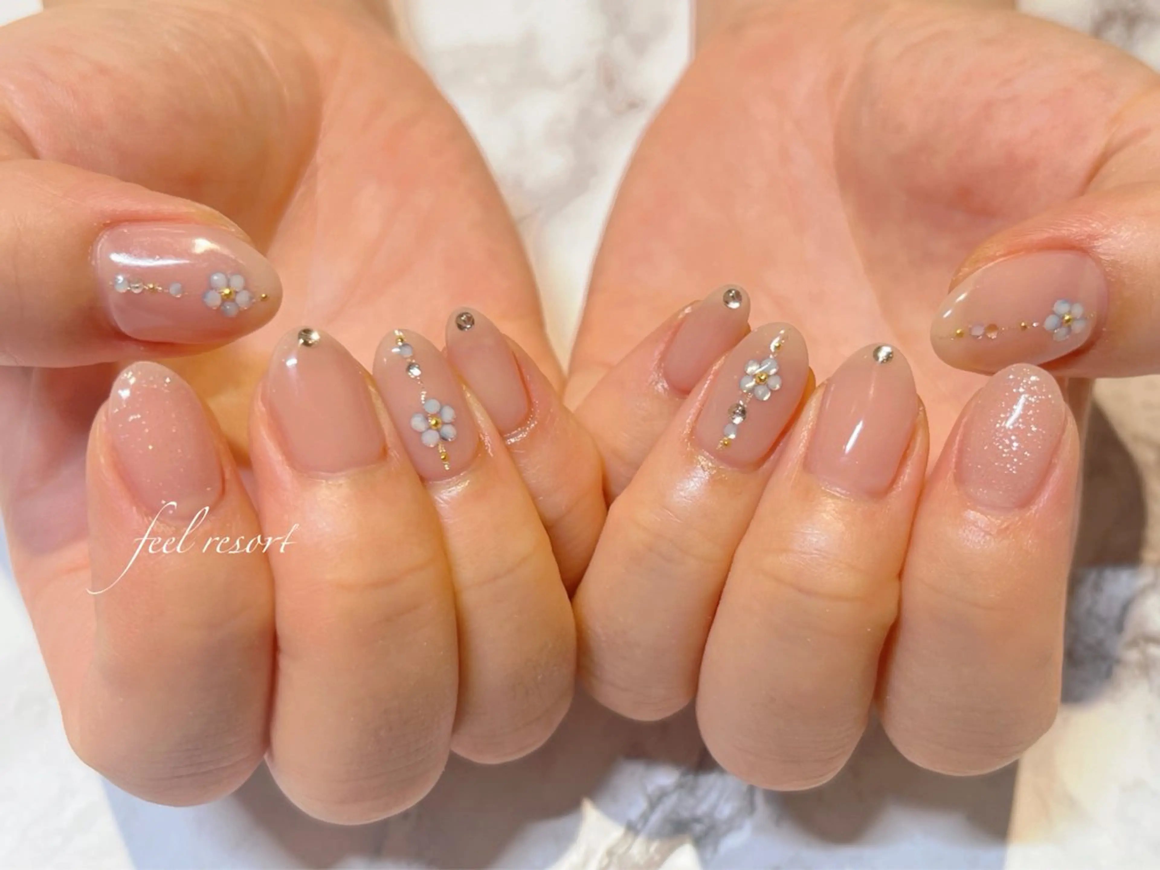 ネイル 長さ出し フットネイル フレンチネイル ジェルネイル ガラスフレンチ ハンドネイル Lien（リアン） 銀座駅6分のネイルデザイン