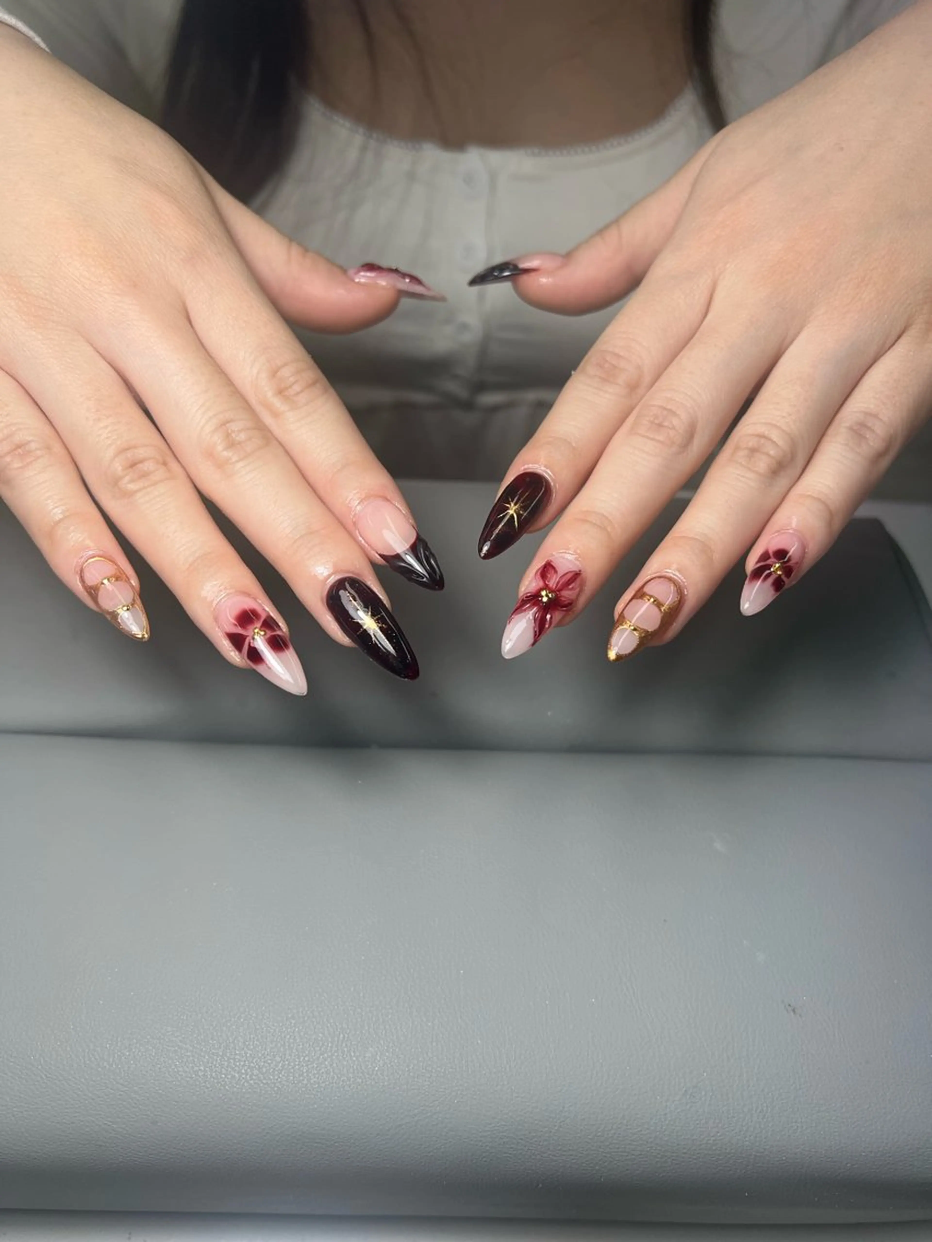 ネイル ジェルネイル ガーリー 韓国ネイル ニュアンスネイル シンプルネイル ハンドネイル KING_NAIL YUMIのネイルデザイン