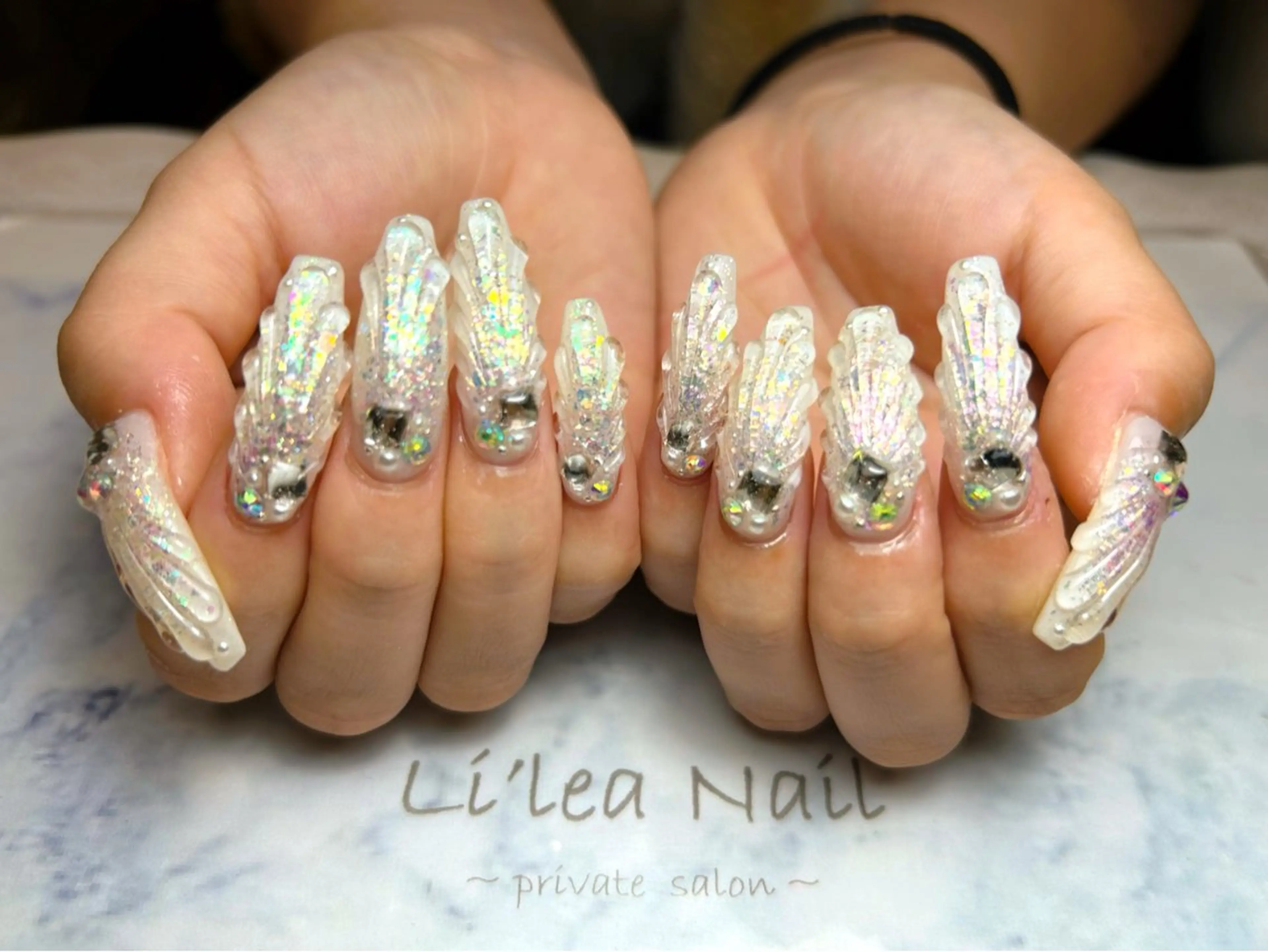 ネイル ハンドネイル Li'leaNail AINAのネイルデザイン