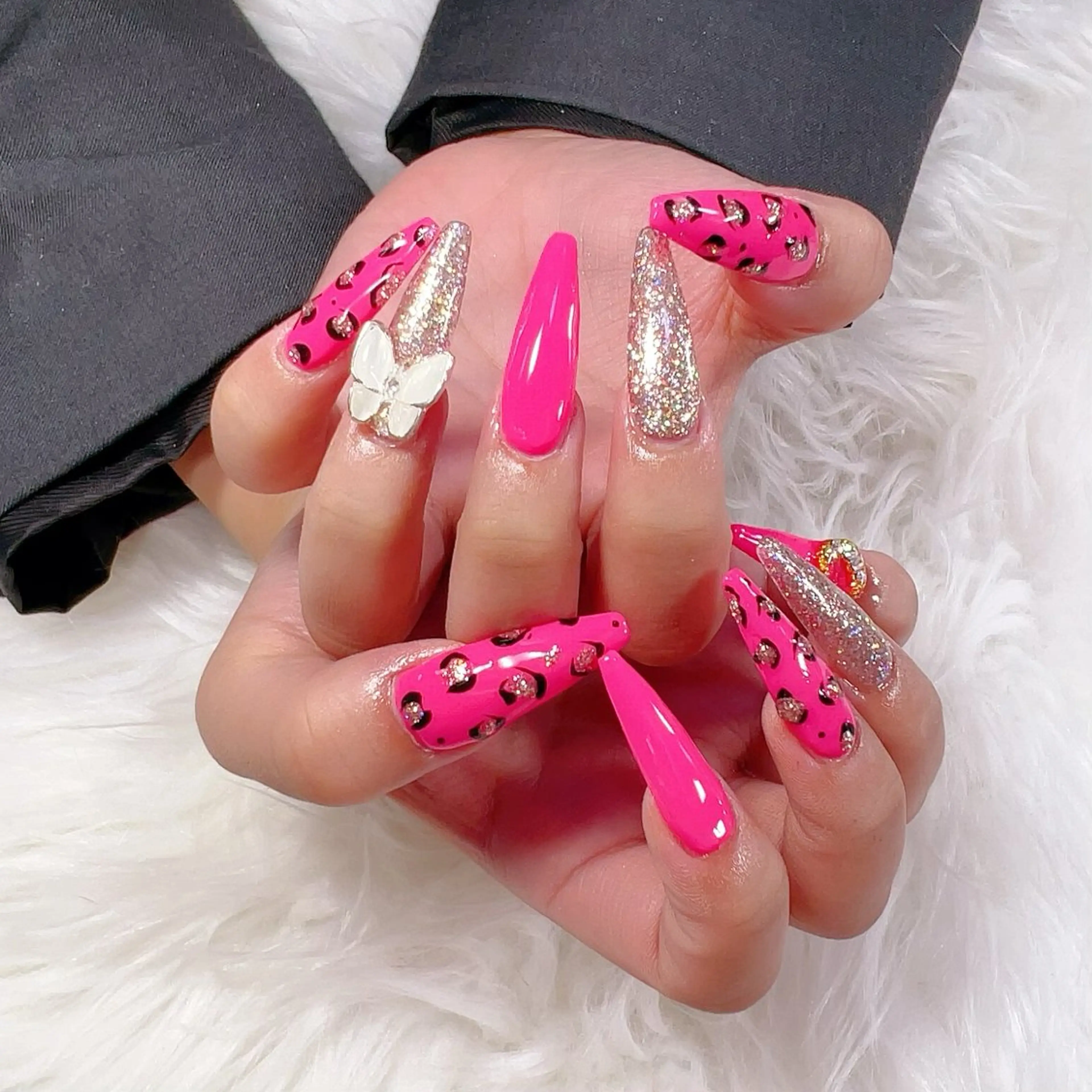 ネイル ハンドネイル ハンドケア ネイルサロン ロア旧ジョリーのネイルデザイン