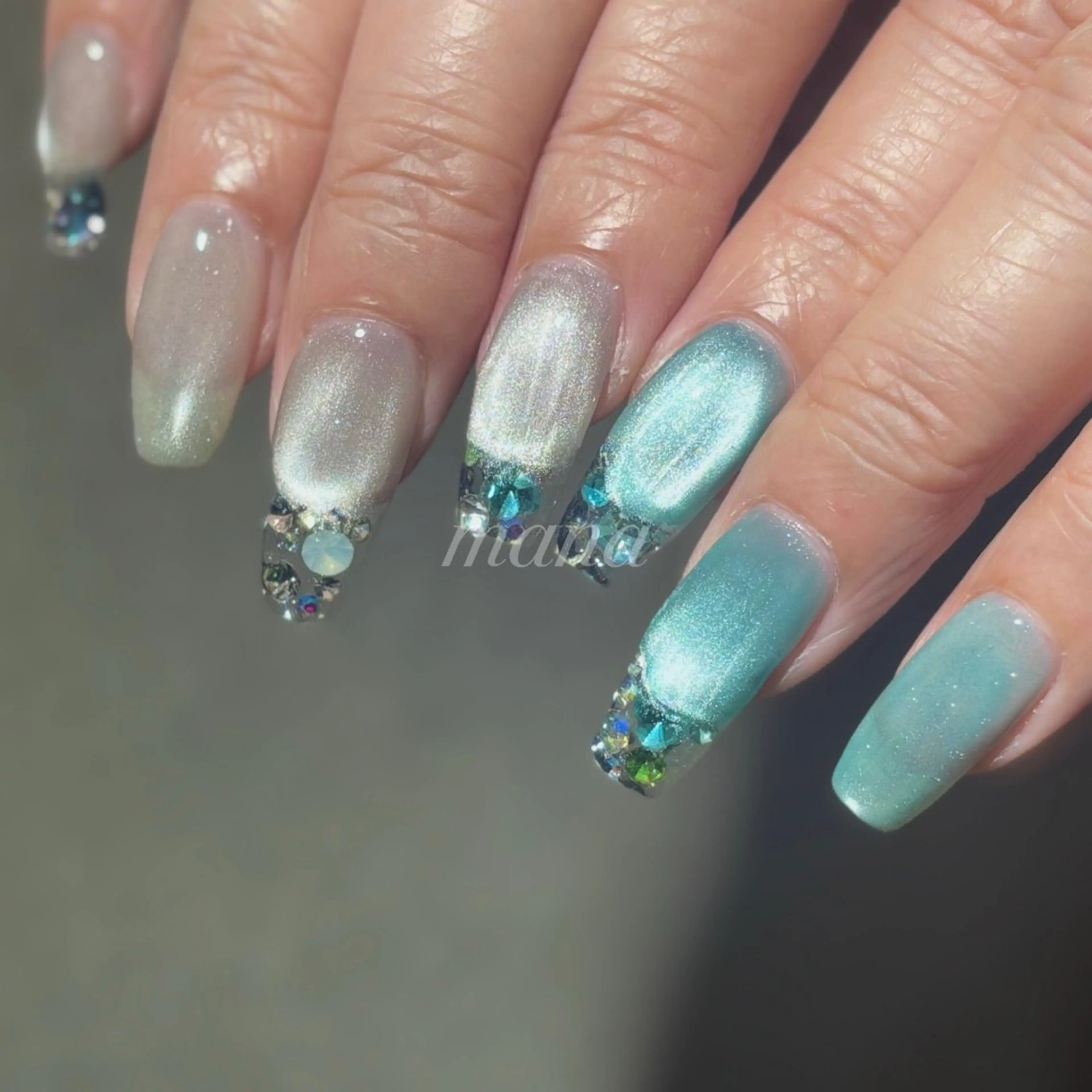 ネイル Salon Aina北千住所属・Salon Aina manaのネイルデザイン