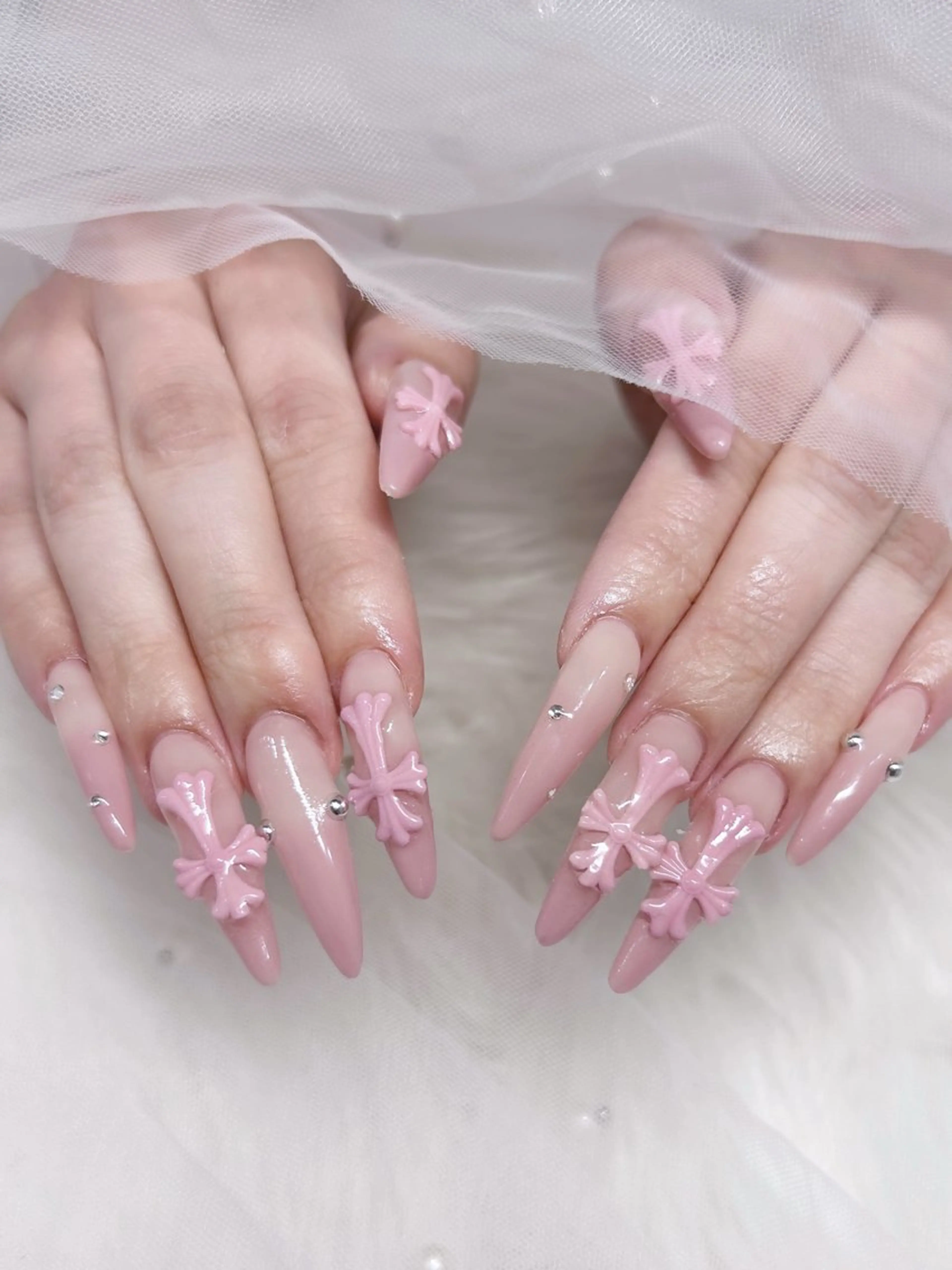 ネイル ハンドネイル ️🫧みつき/ 渋谷/痛ネイル️🫧のネイルデザイン