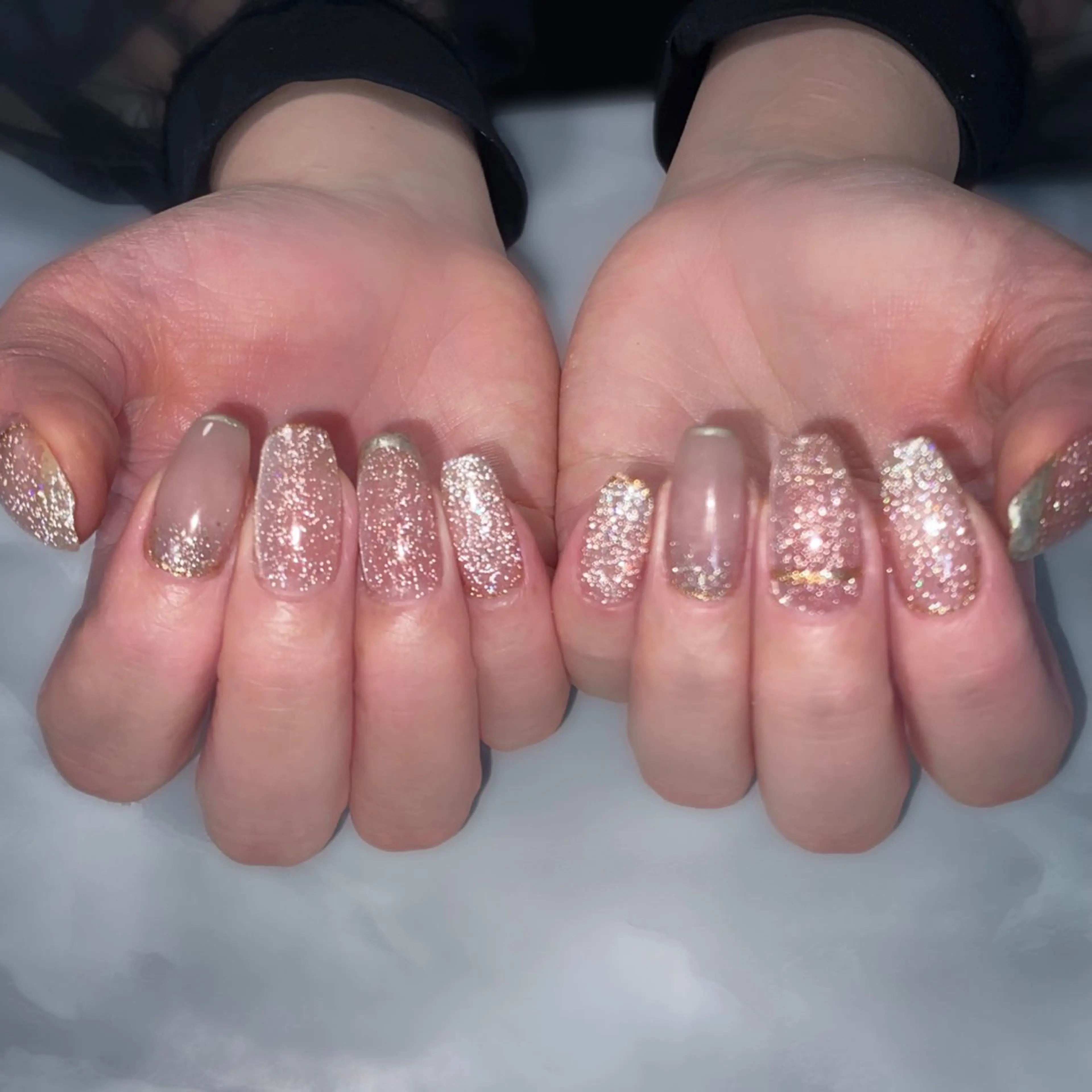 ネイル フラッシュネイル キラキラネイル マグネットネイル ピンク ハンドネイル &.nail/ ニュアンス/持込み可のネイルデザイン