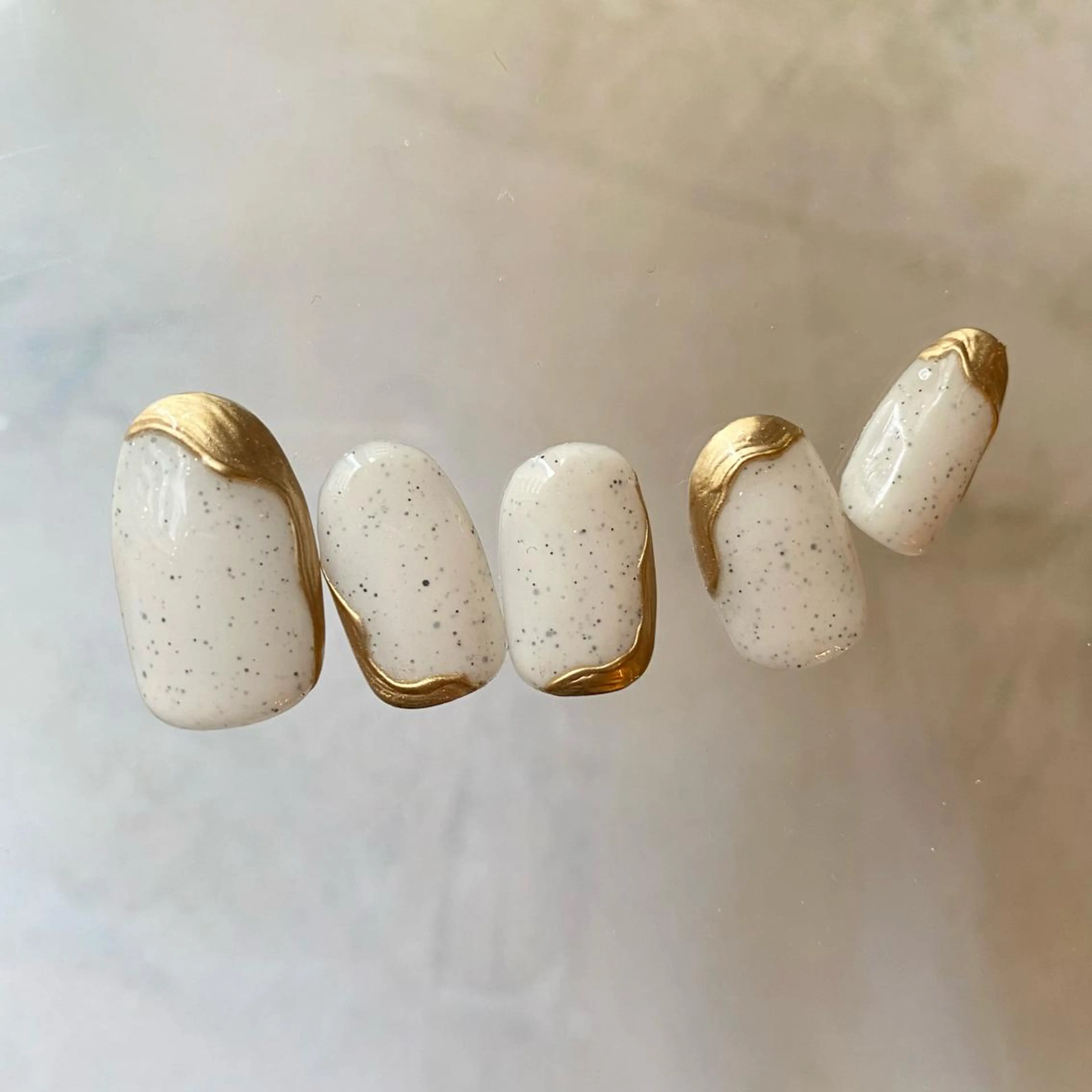 ネイル アートネイル フットネイル ニュアンスネイル 山田 貴子のネイルデザイン