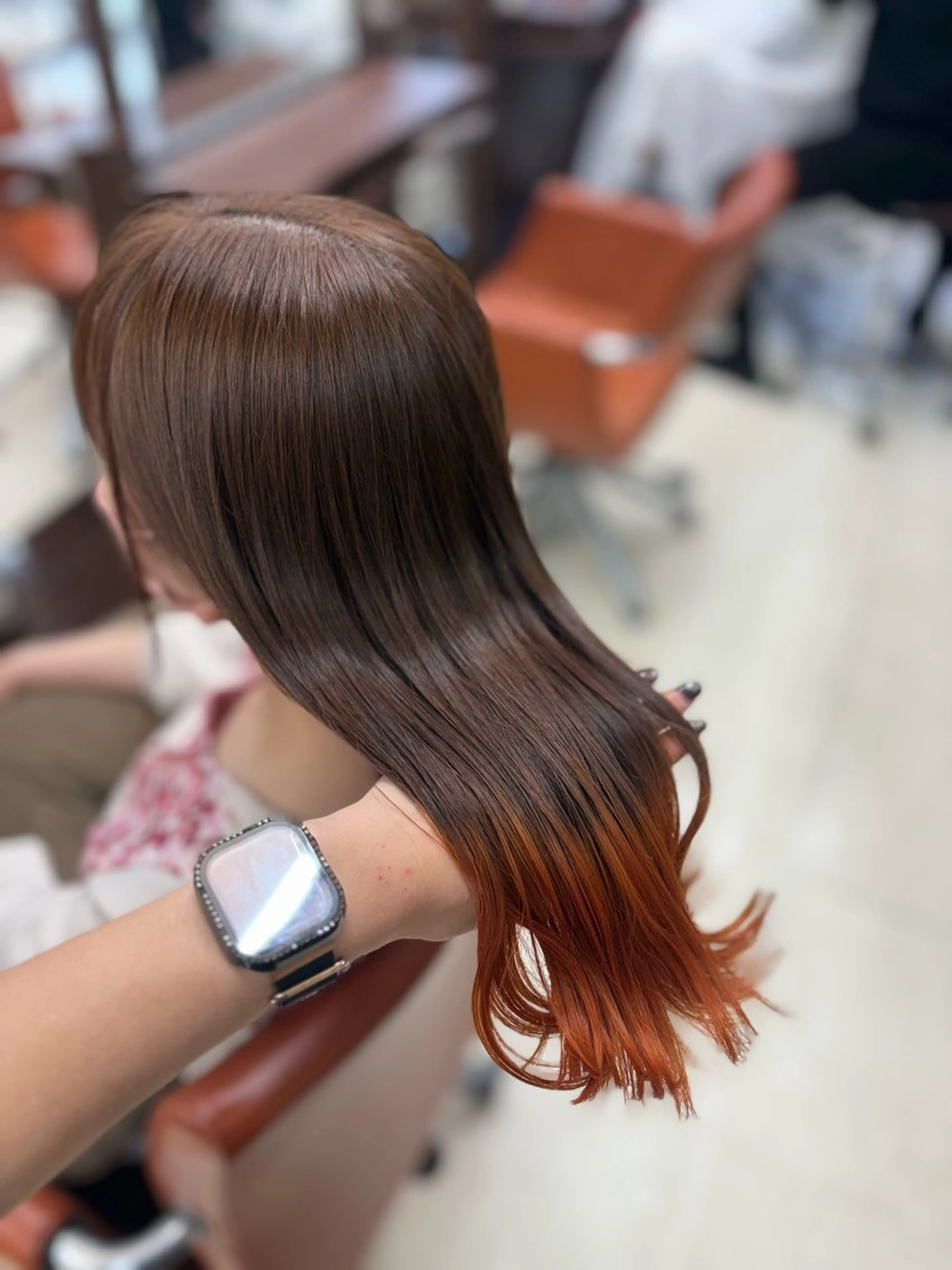 ロング カラー ブラウンカラー デザインカラー オレンジ カット ヘアカラー 垢抜け×韓国風/ ハイトーン/朝倉友香のヘアスタイル