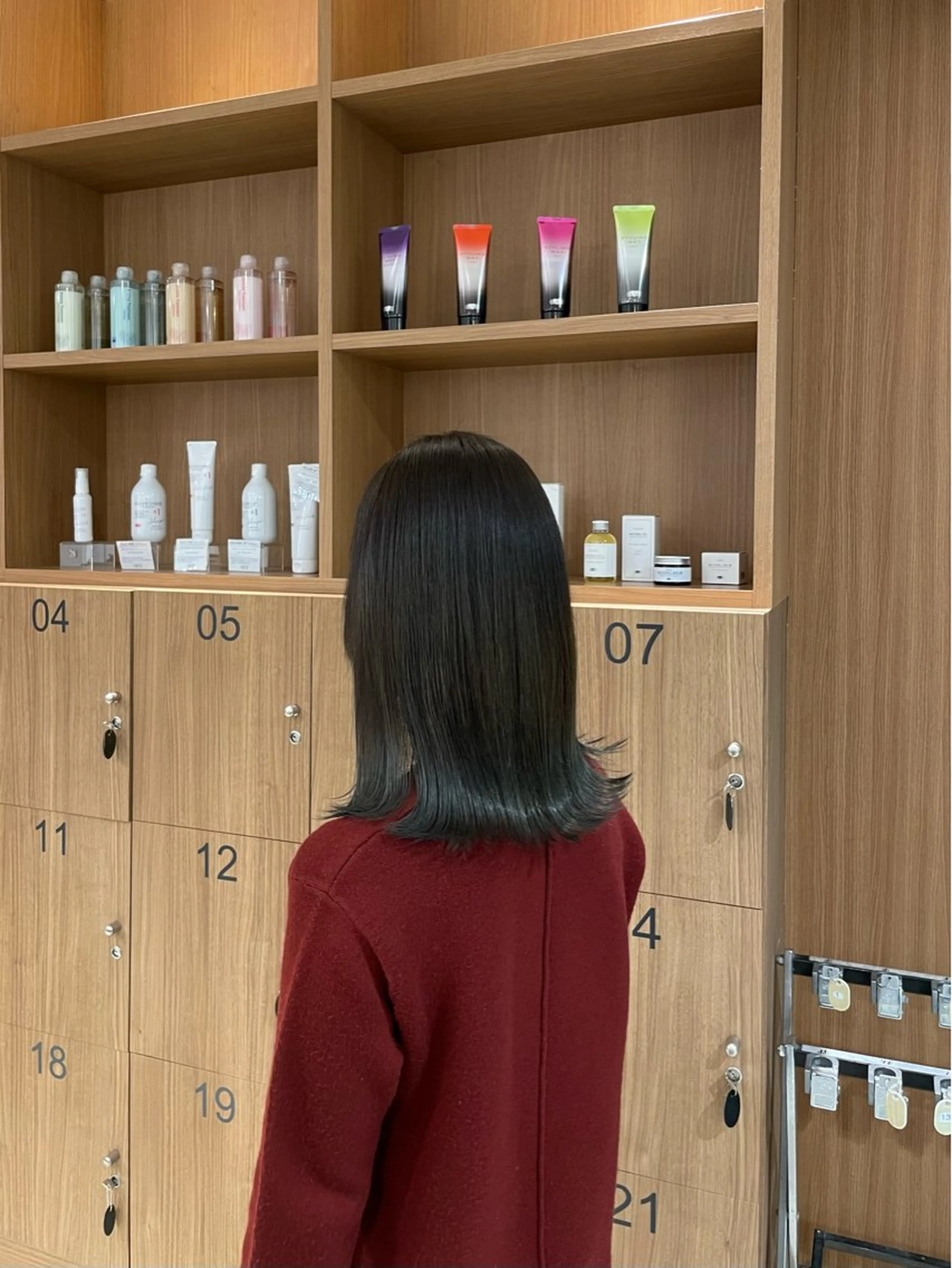 ミディアム カラー アッシュ ブリーチ ヘアカラー トリートメント Mayu まゆのヘアスタイル