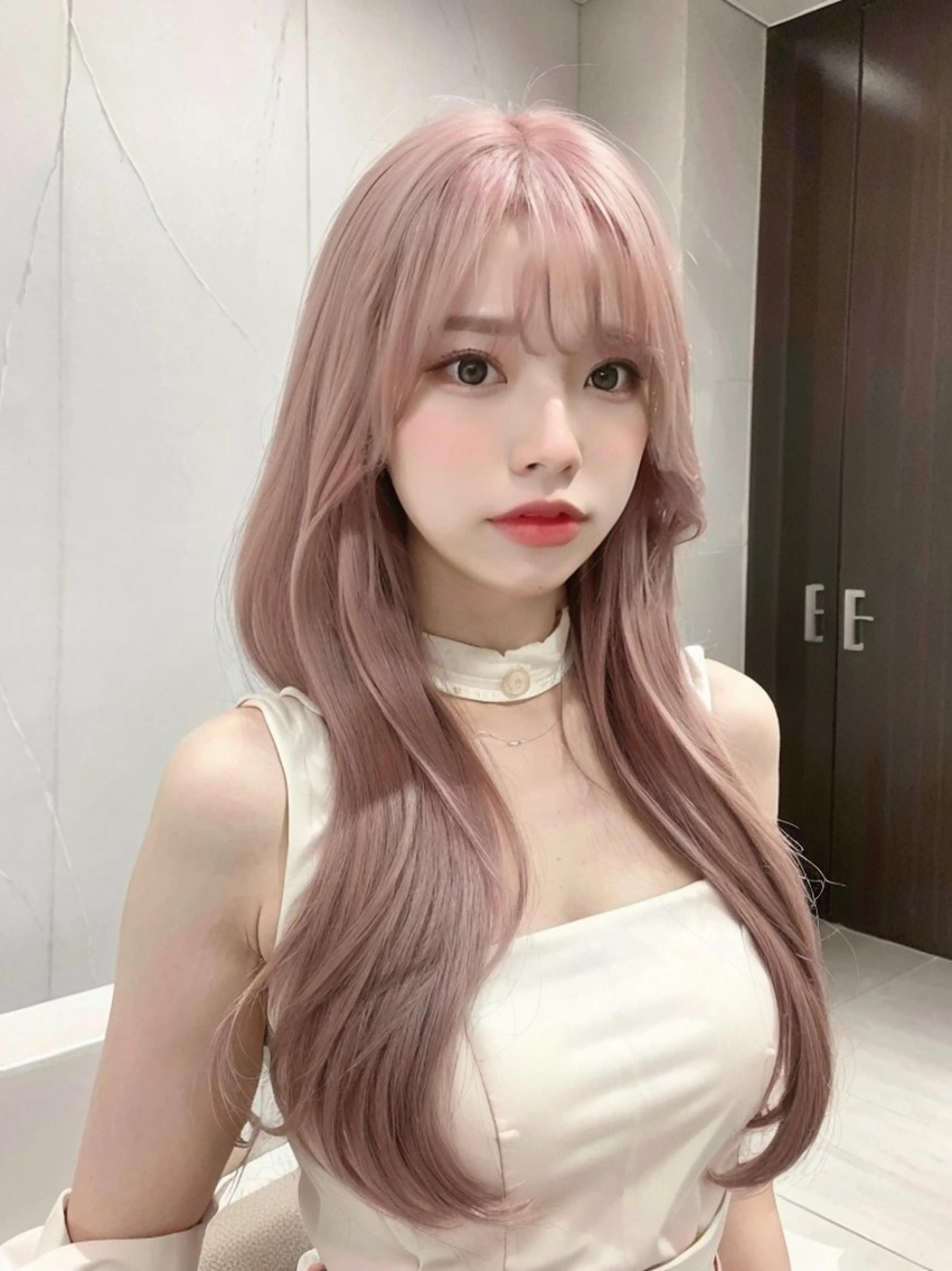 ロング カラー ヘアアレンジ シールエクステ ブリーチ ダブルカラー イヤリングカラー ハイライトカラー 🧸髪質改善ケアカラ ー/アイドル前髪🧸のヘアスタイル