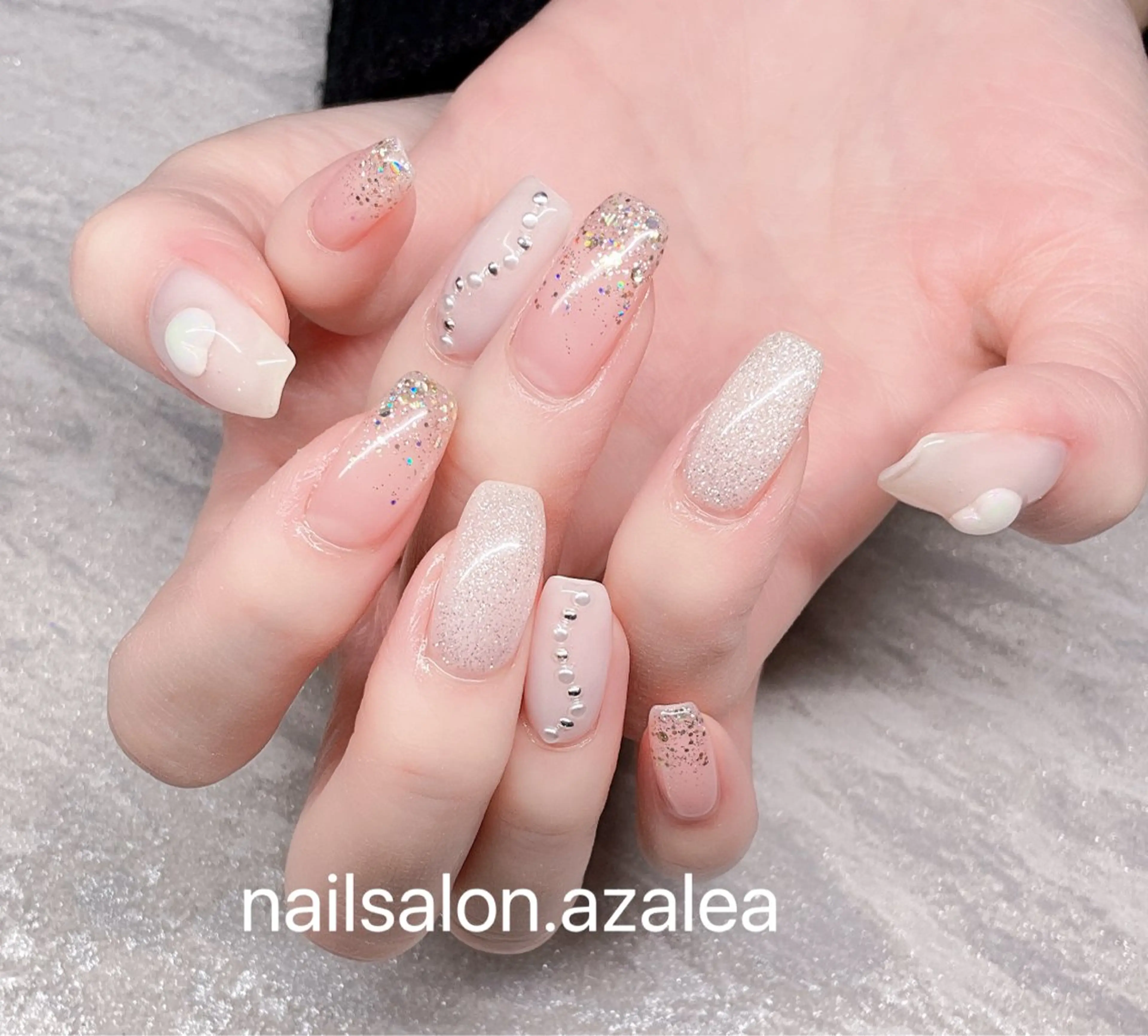 ネイル ハート ハンドネイル R inのネイルデザイン