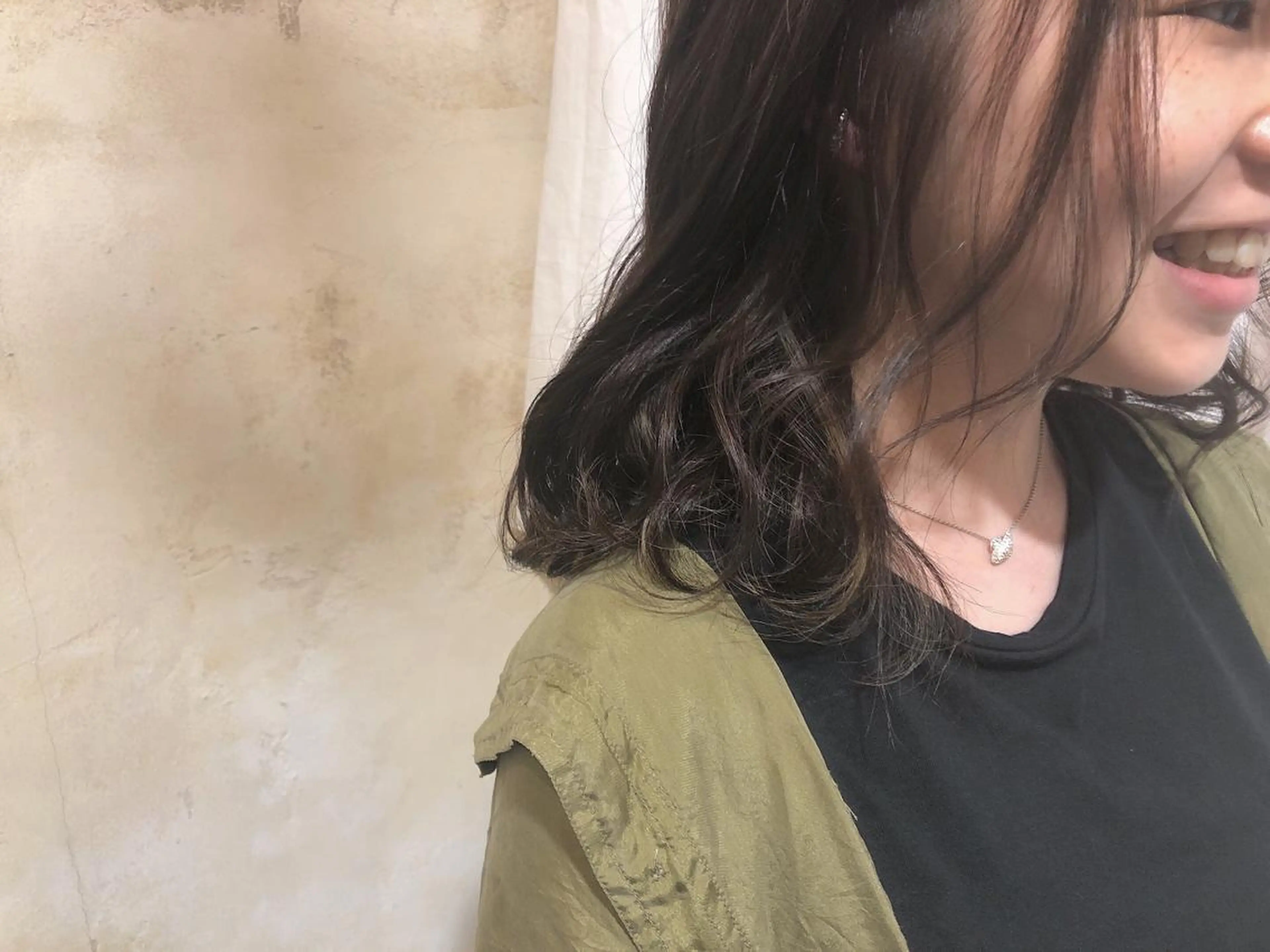 セミロング カラー ハイライトカラー ハイトーンカラー ハイライト パ ルのヘアスタイル