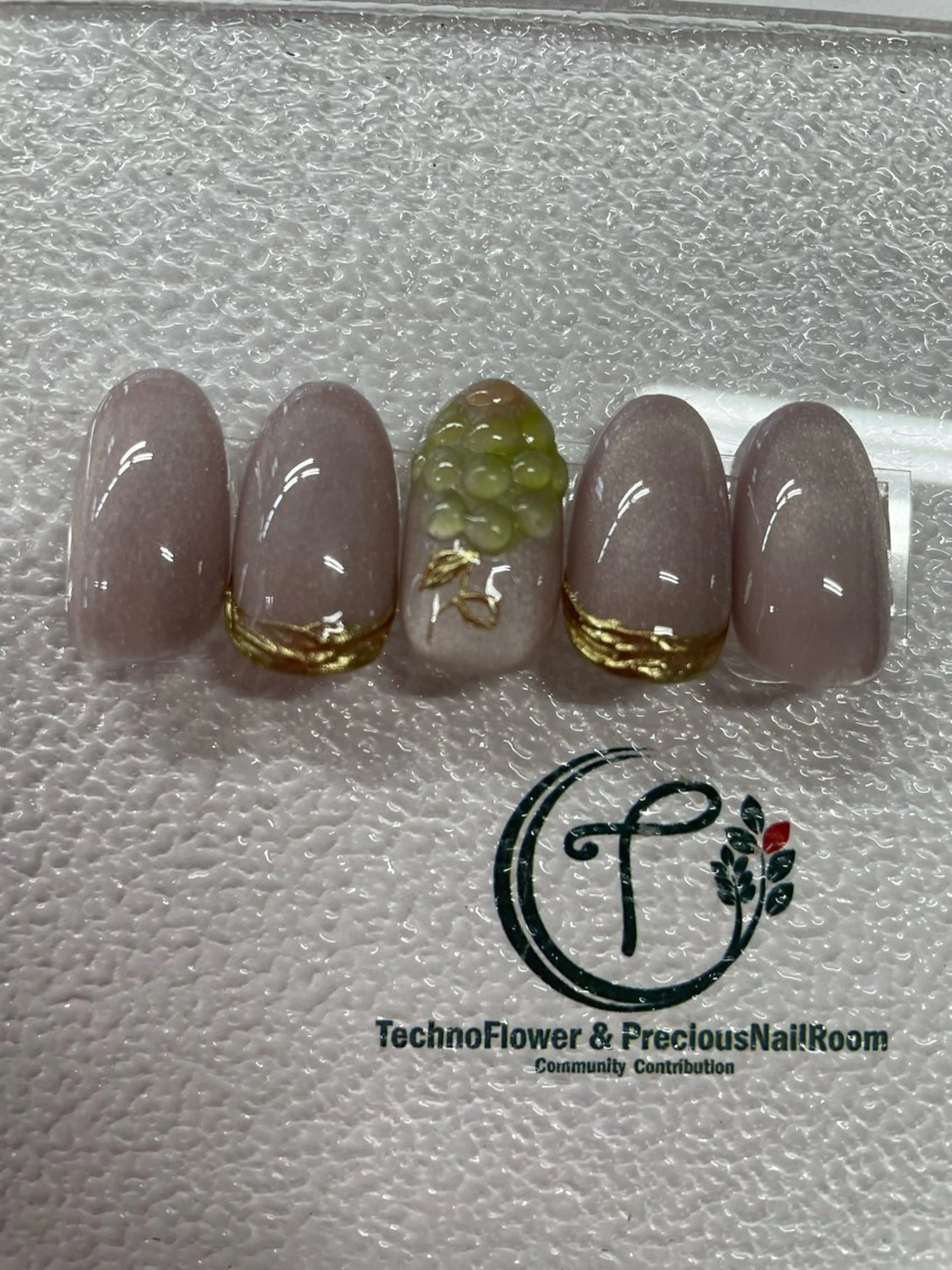 ネイル フラワーネイル precious nail  roomのネイルデザイン