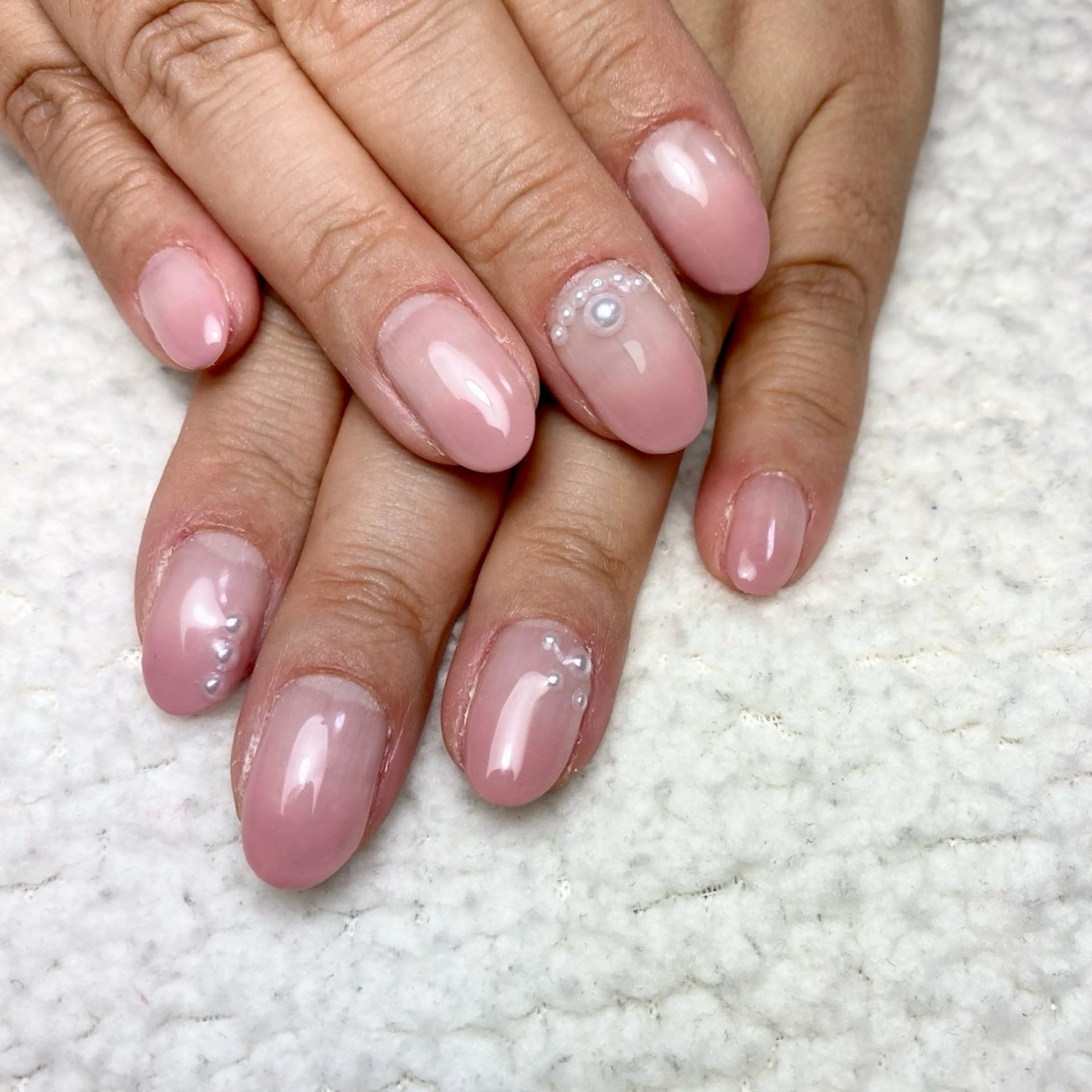 ネイル グラデーション ピンク ハンドネイル COCO+所属・COCO +のエステ・リラクイメージ