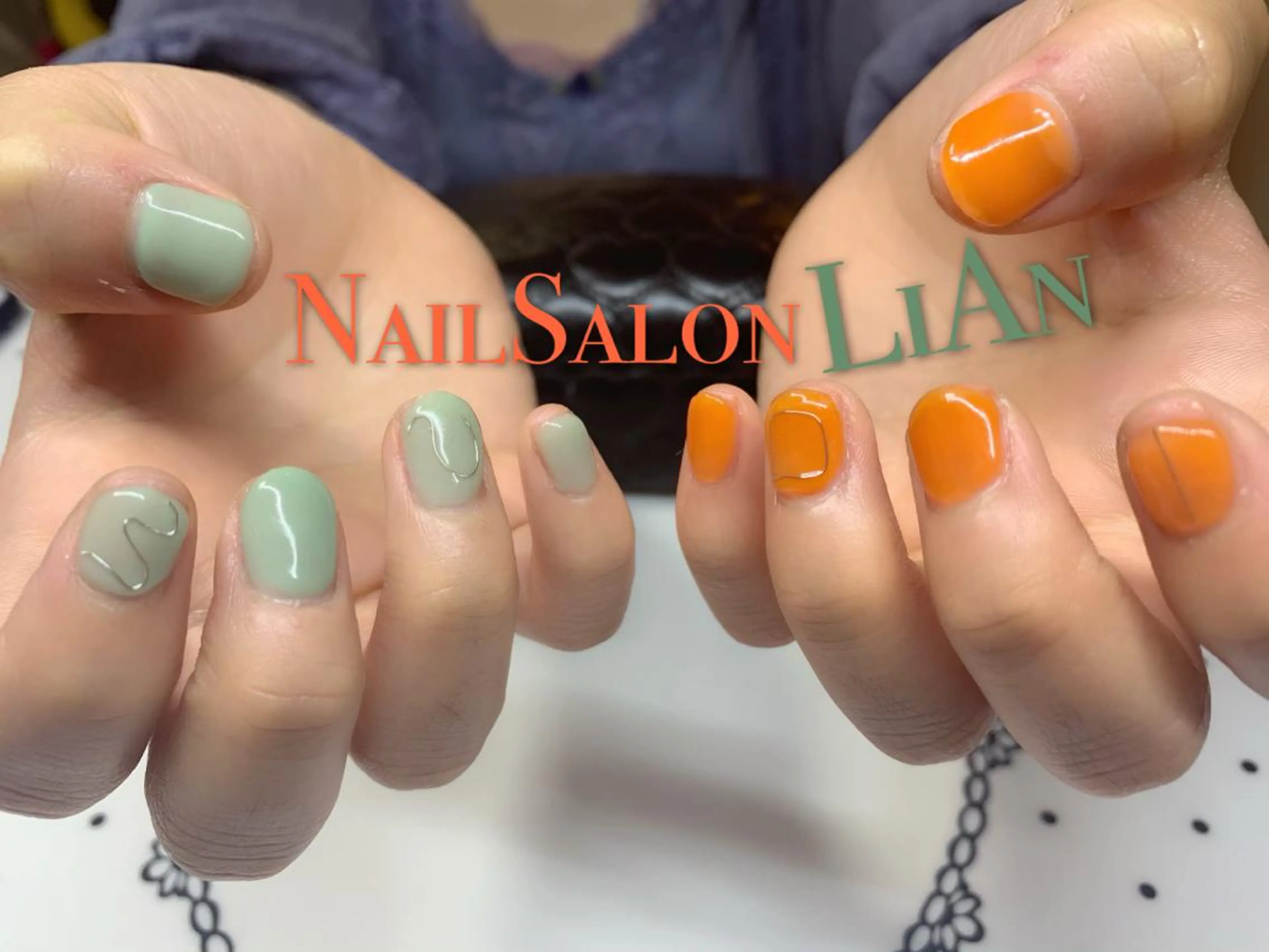 ネイル アートネイル 持ち込み シンプルネイル ストーンネイル NailSalon LiAnのネイルデザイン