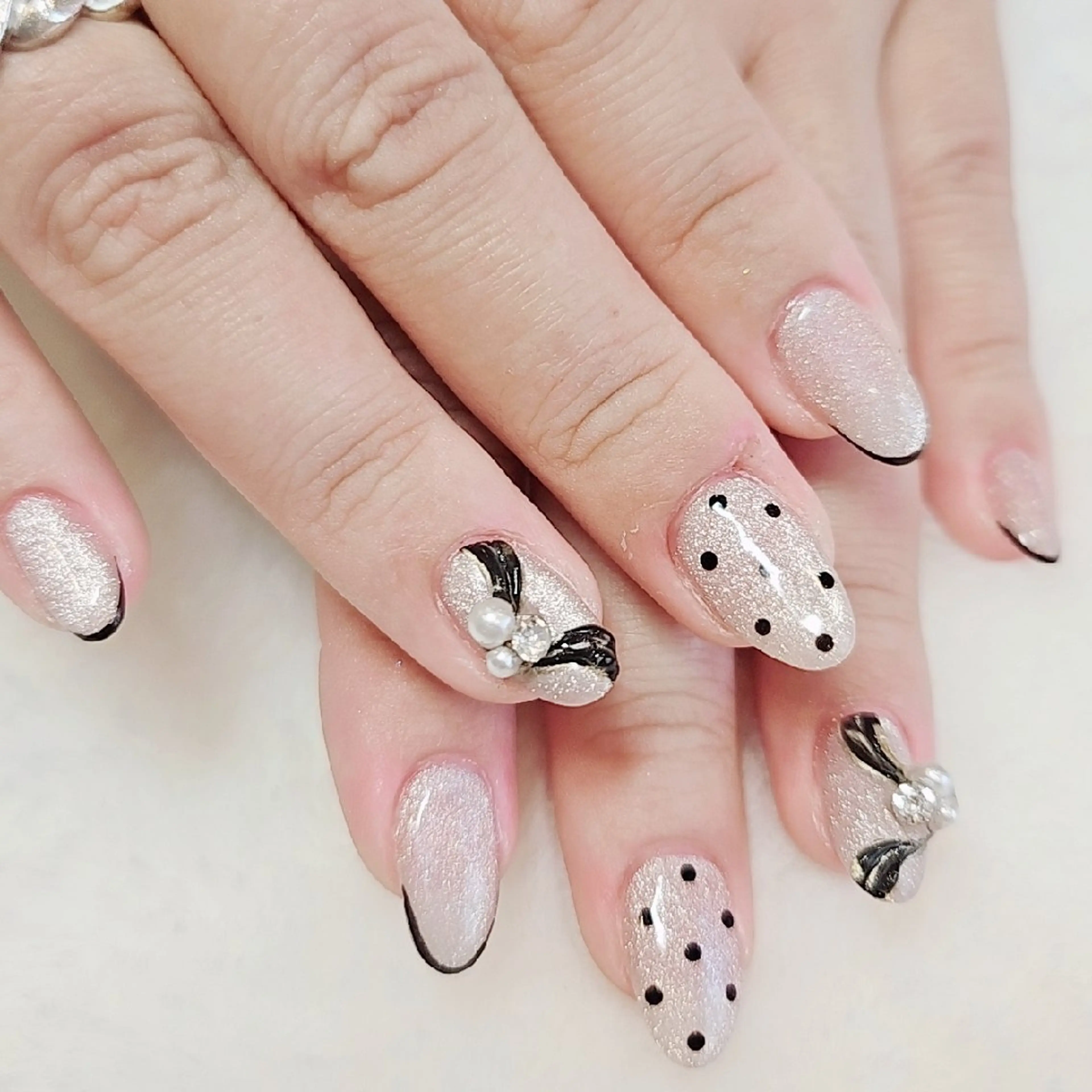 ネイル Nailsalon  Wisteriaのネイルデザイン