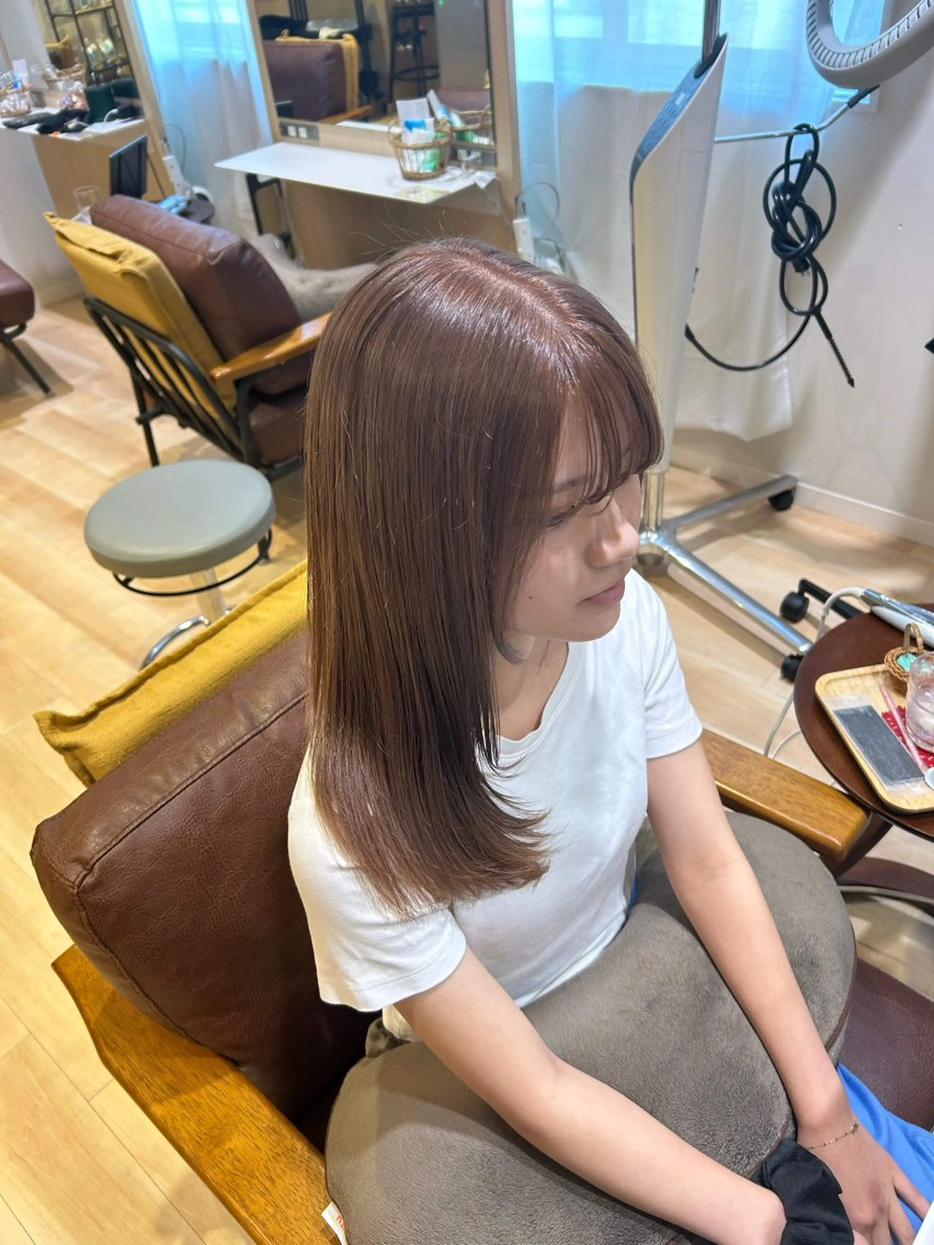 セミロング ヘアカラー 透明感カラー 🎀せいかのヘアスタイル