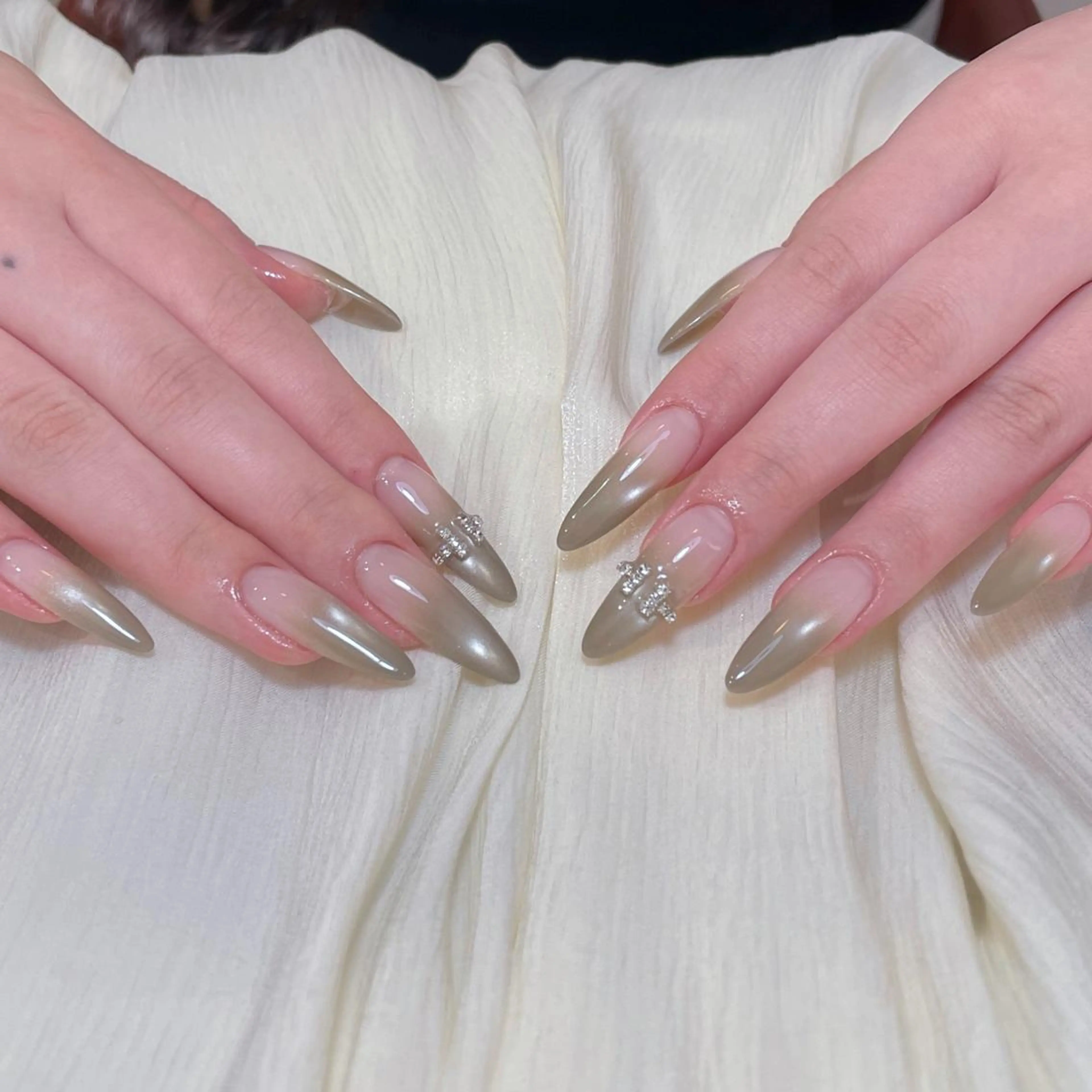 ネイル ハンドネイル Lumina Nail💕のネイルデザイン