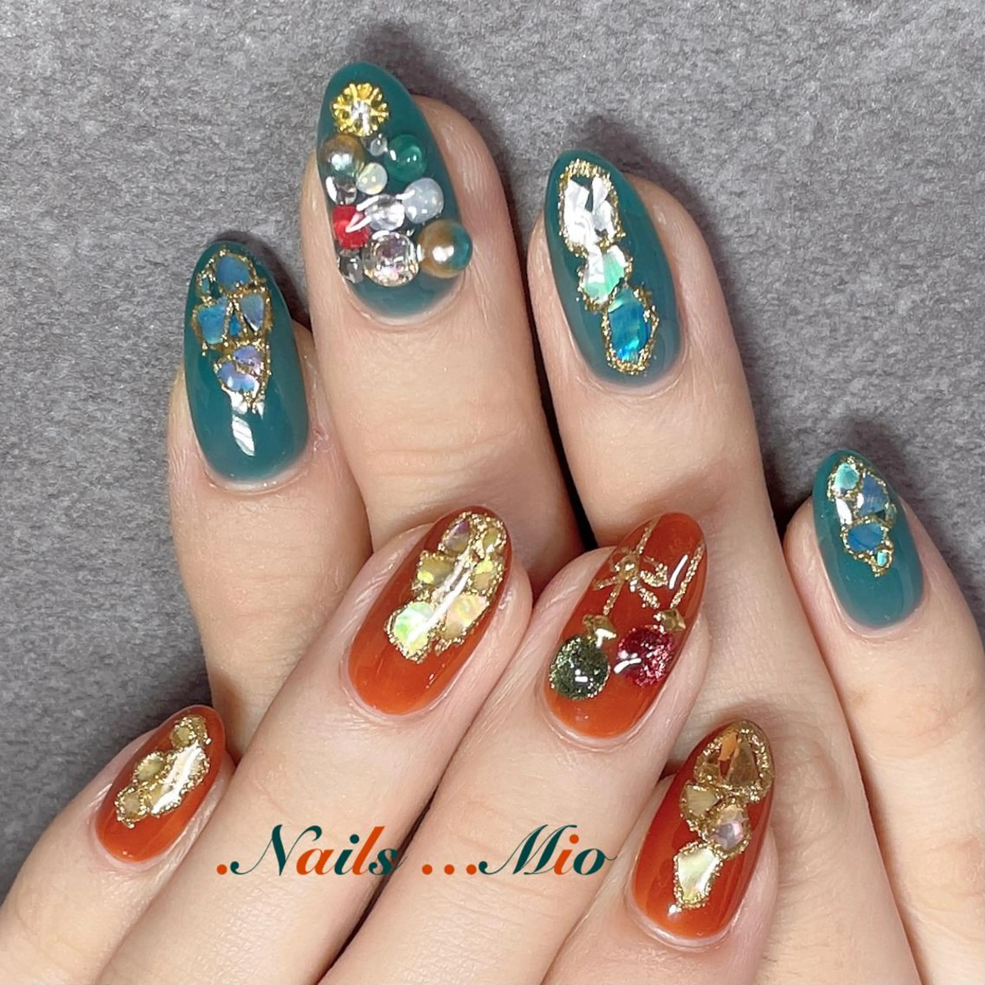 ネイル アートネイル 冬ネイル クリスマス .Nails Mio 赤羽西ネイルサロンのネイルデザイン