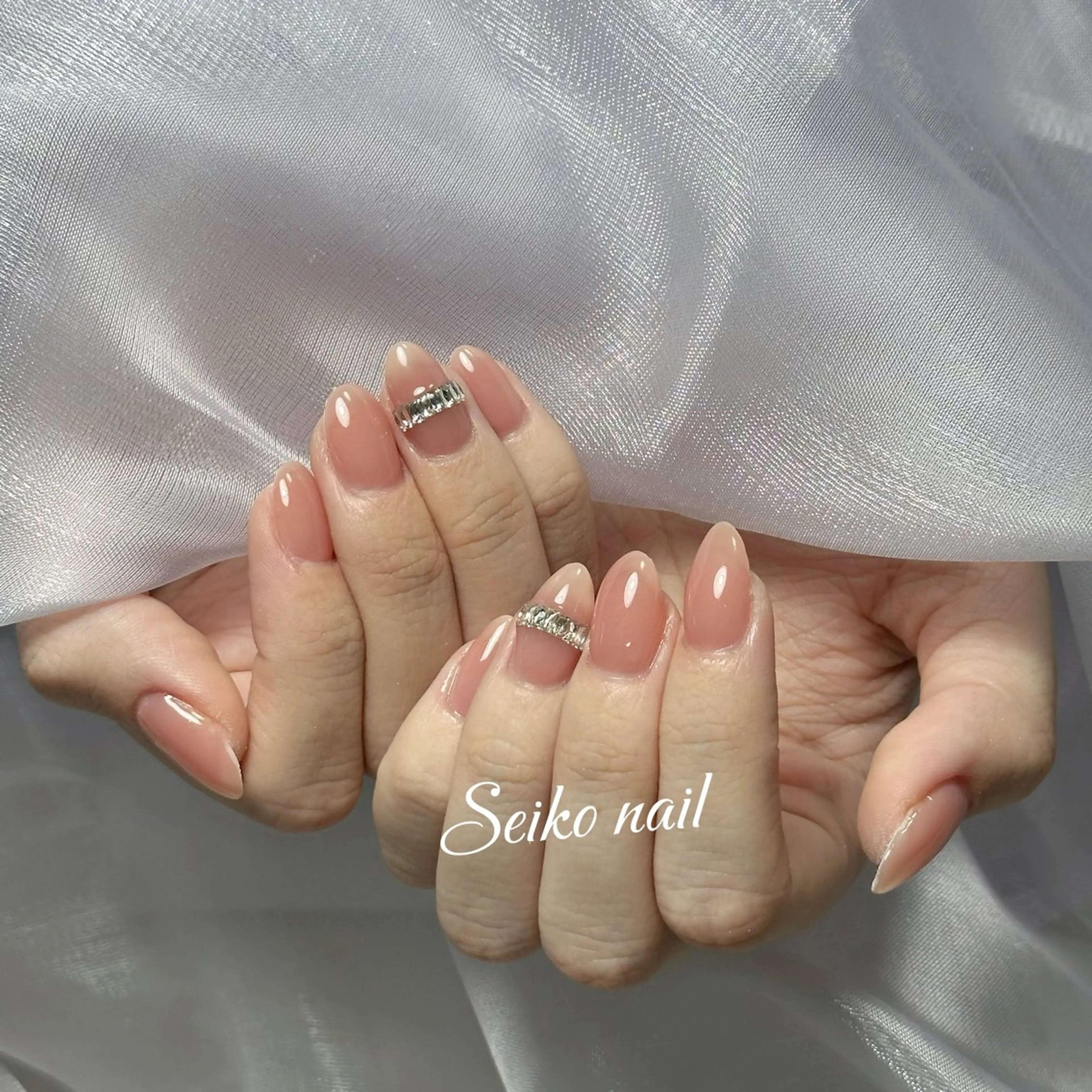 ネイル オーロラネイル 長さ出し フレンチネイル ジェルネイル マグネットネイル ハンドネイル seiko nail Nanami（渋谷）のネイルデザイン