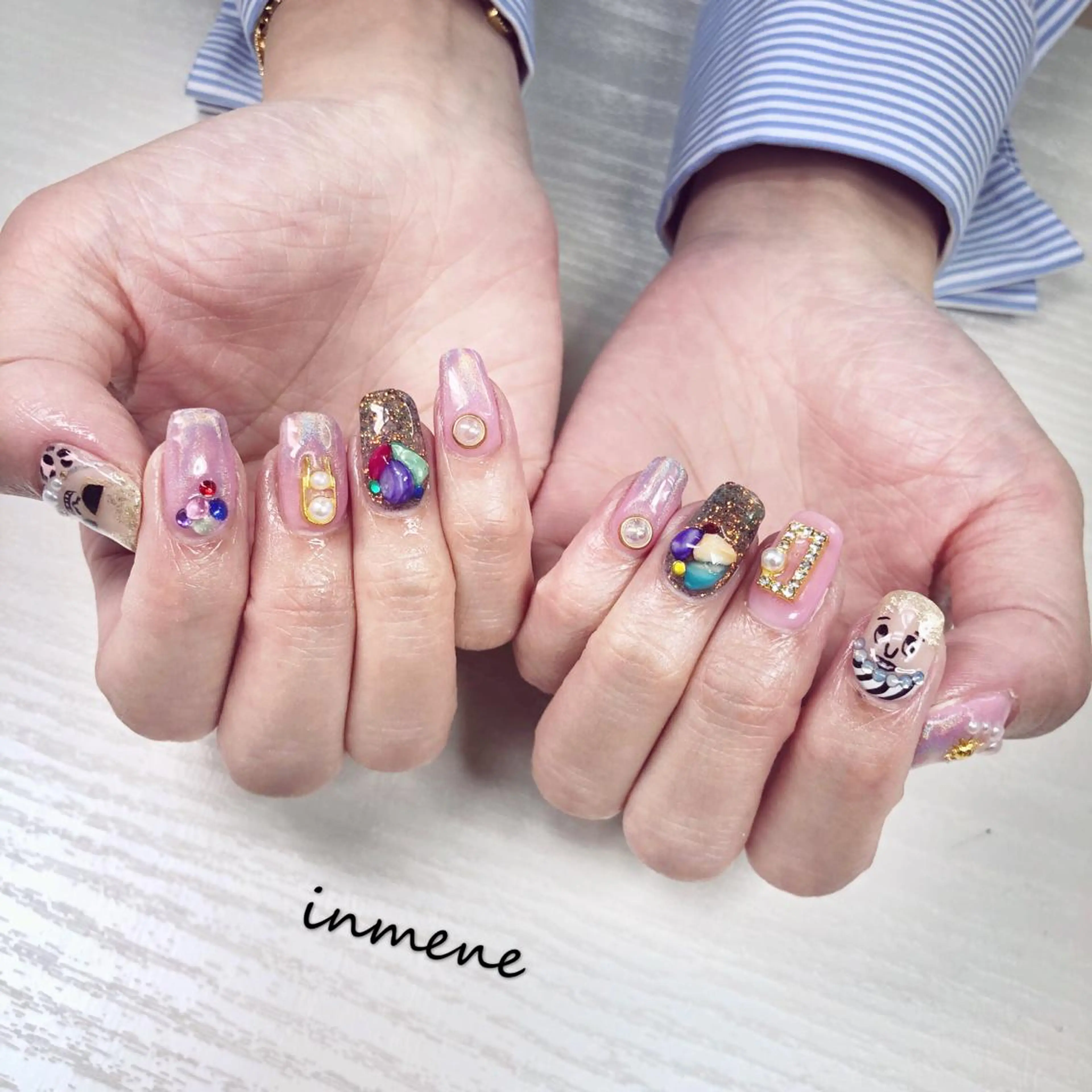 ネイル IN MENEのネイルデザイン