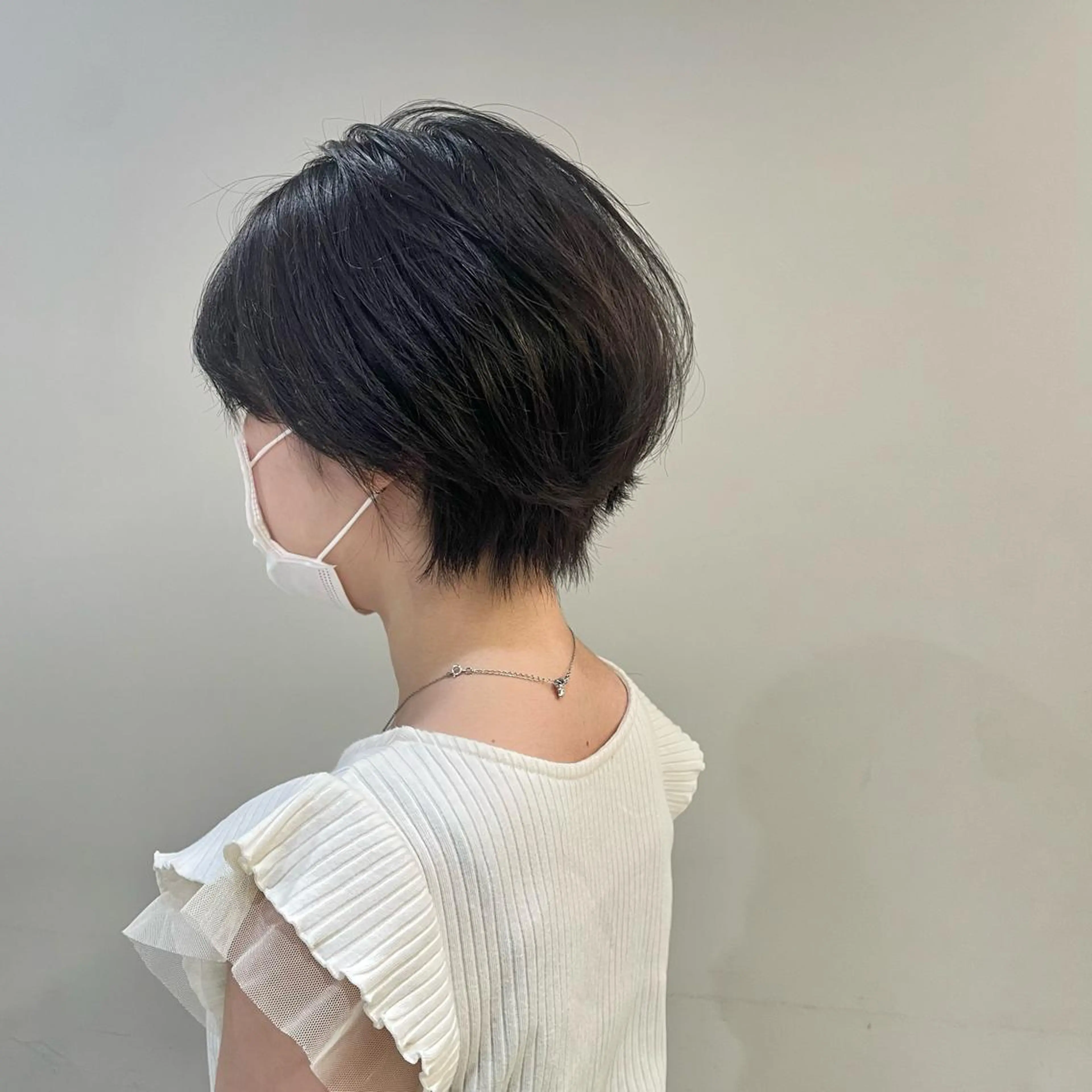 ショート RIKU/毛流れ ヘア×眉ワックスのヘアスタイル