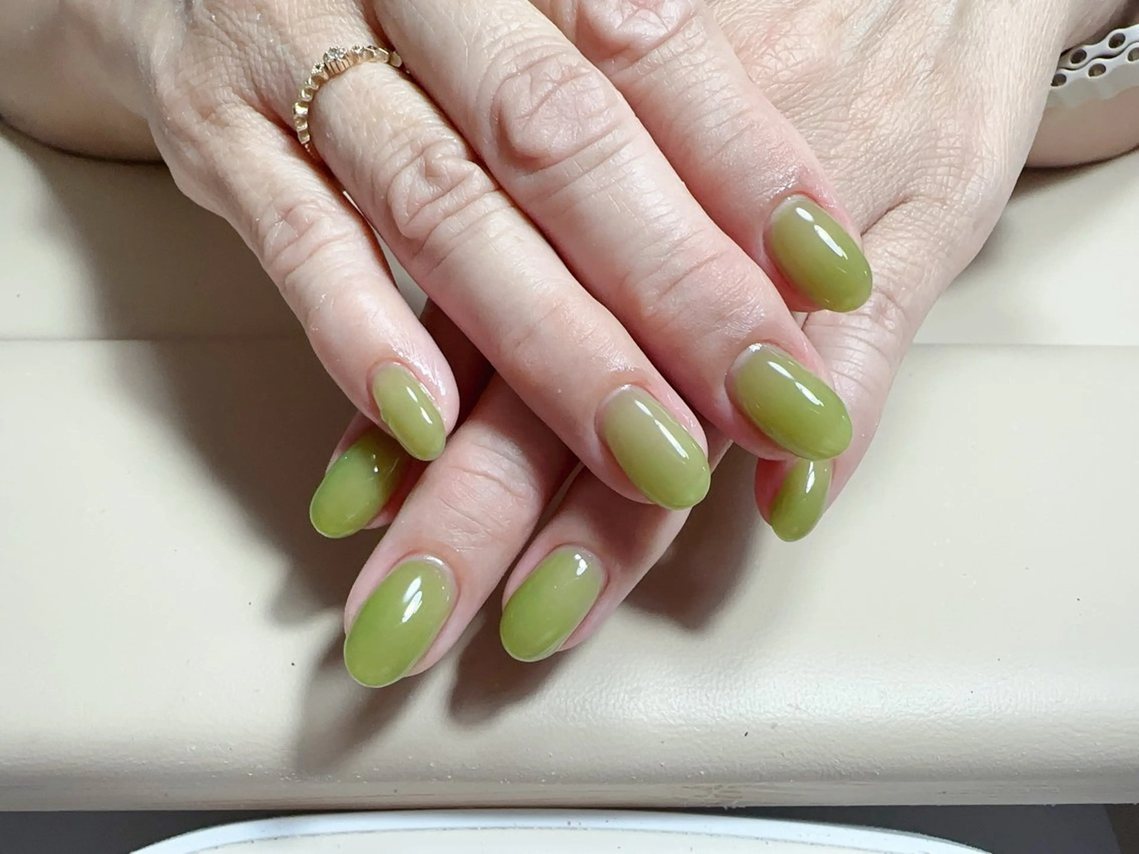 ネイル ハンドネイル NAIL CIRCLESのネイルデザイン