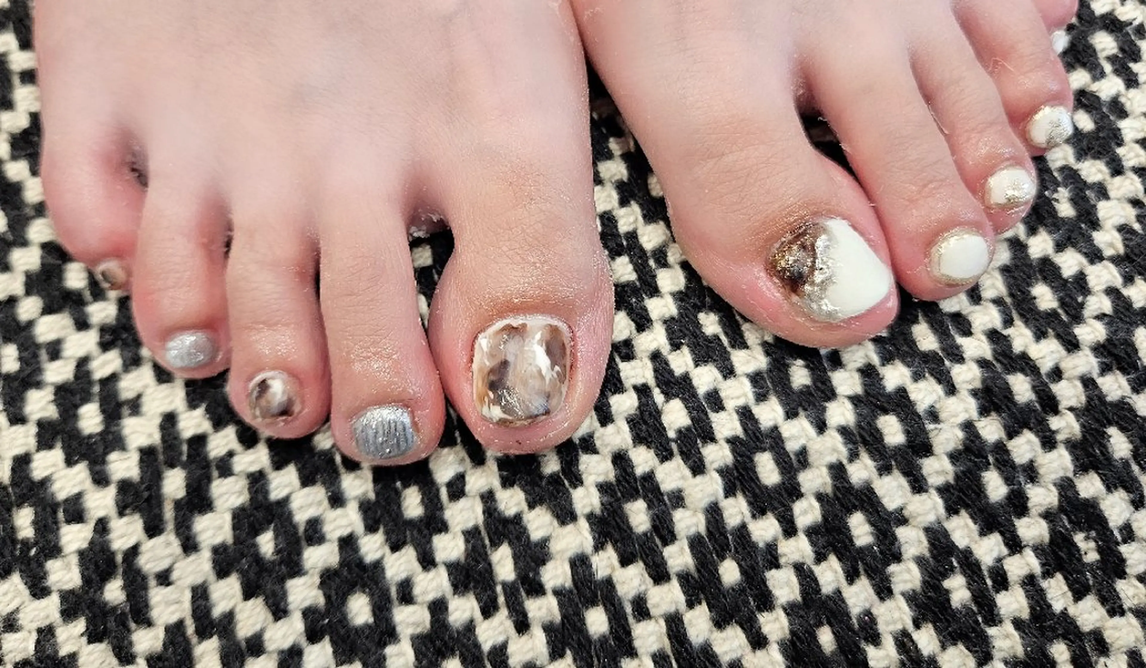 ネイル フットネイル 関口 友菜のヘアスタイル