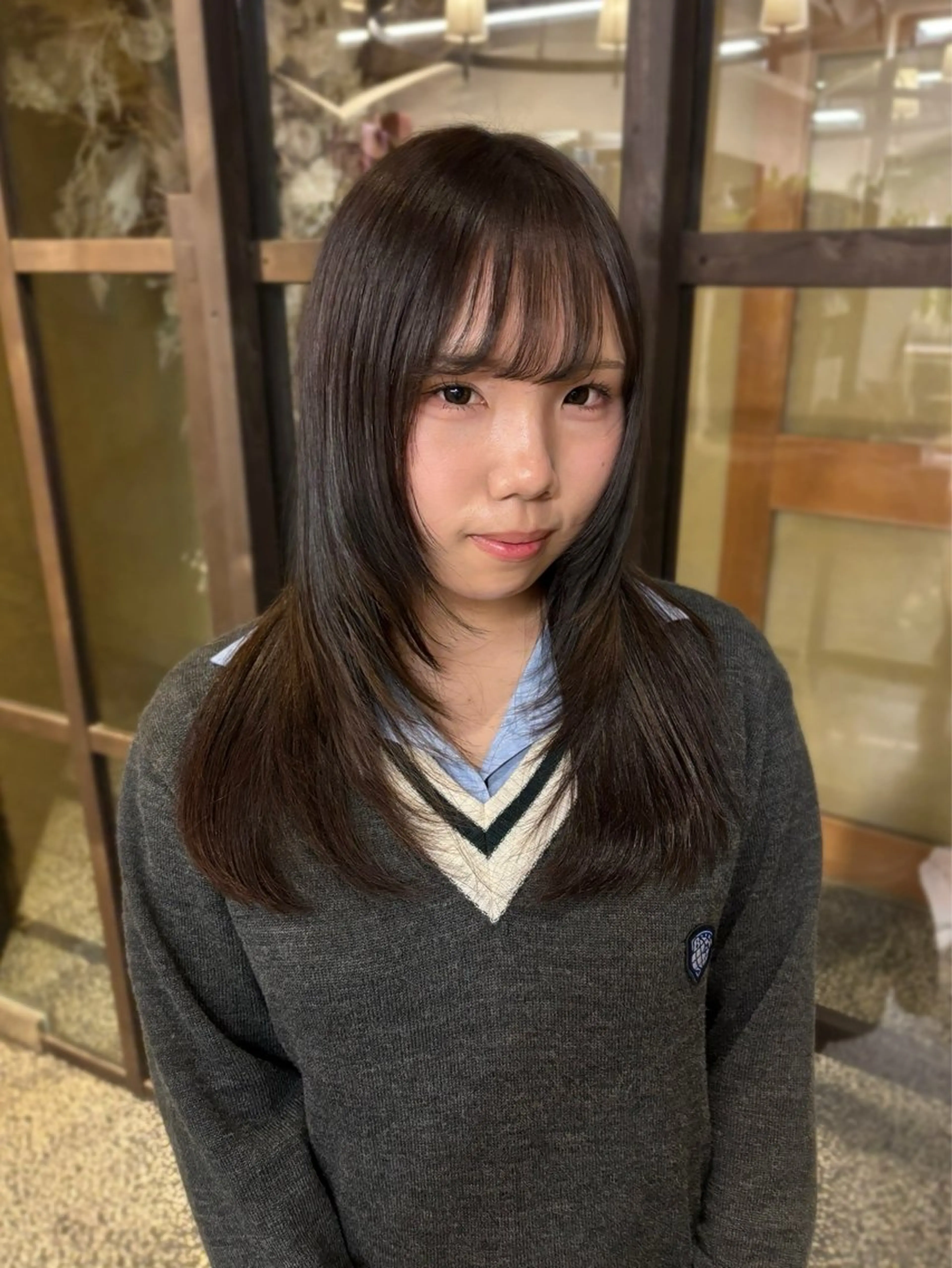 セミロング 顔まわりレイヤー レイヤーカット zerohair GARDEN所属・zerohair むらなかあやね🐰ᩚのヘアスタイル