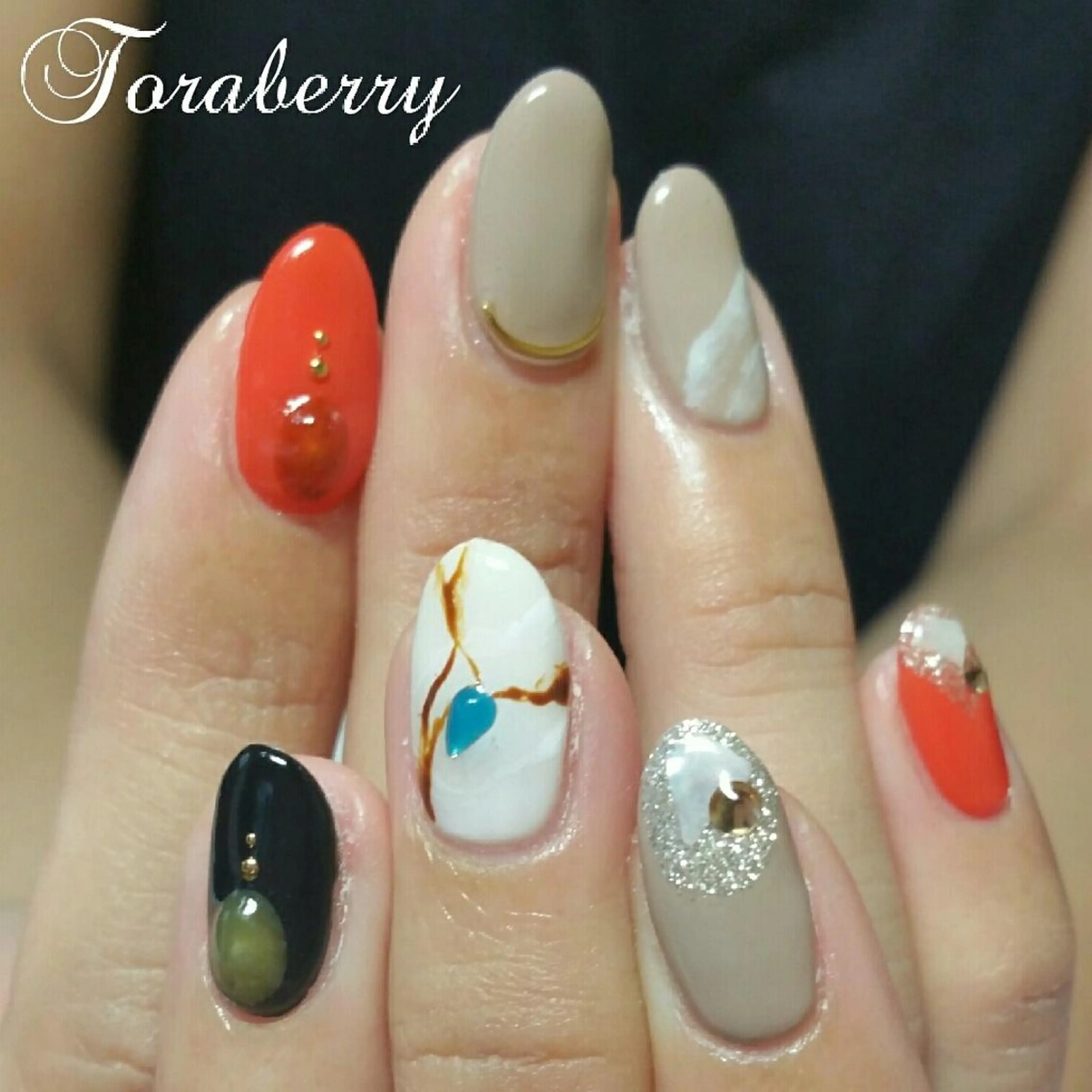 ネイル 持ち込み ネイリスト なつみのネイルデザイン