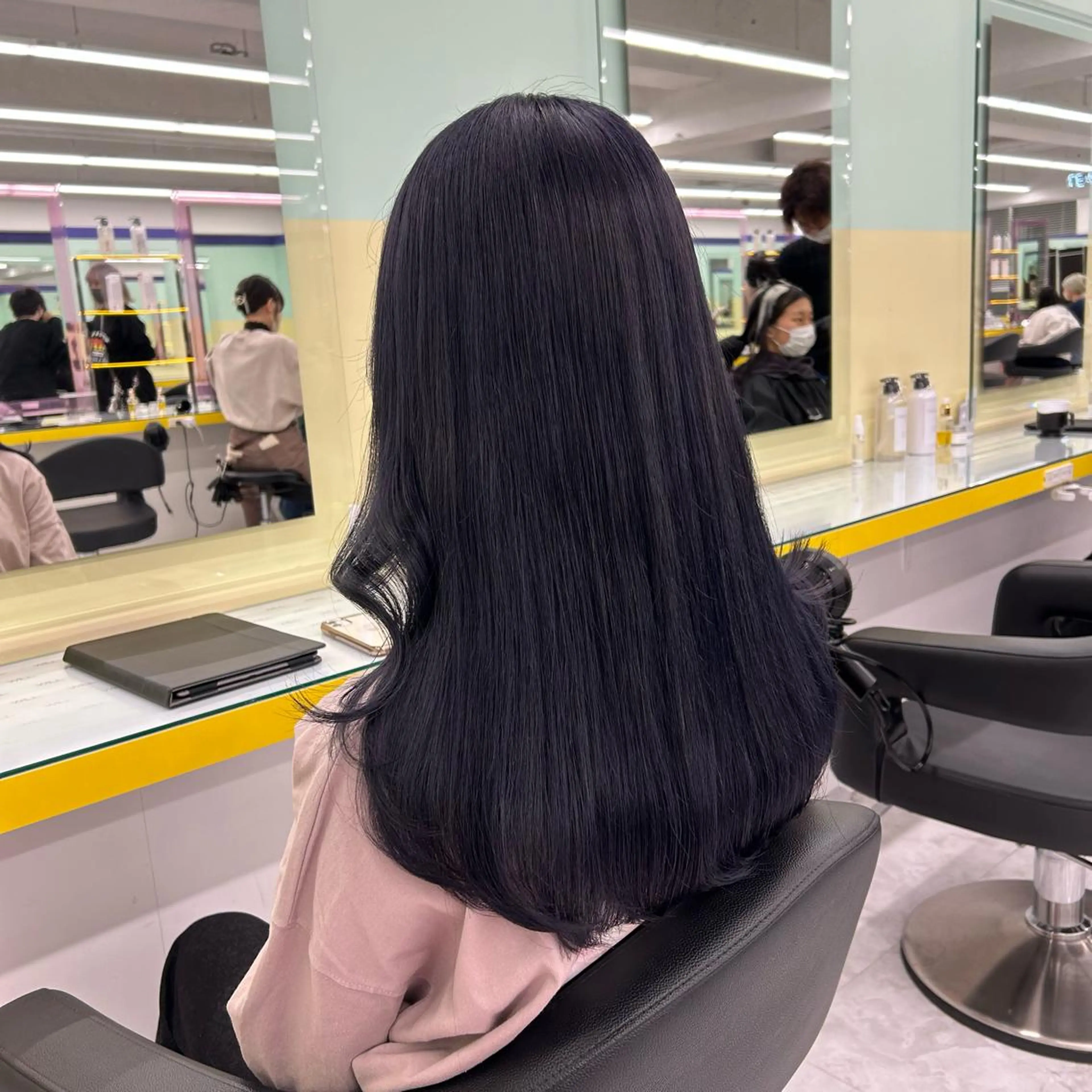 セミロング カラー ヘアアレンジ ヘアカラー トリートメント GOTODAY shair salon 横浜mare店所属・mai🍑暖色カラー /レイヤー💖のヘアスタイル