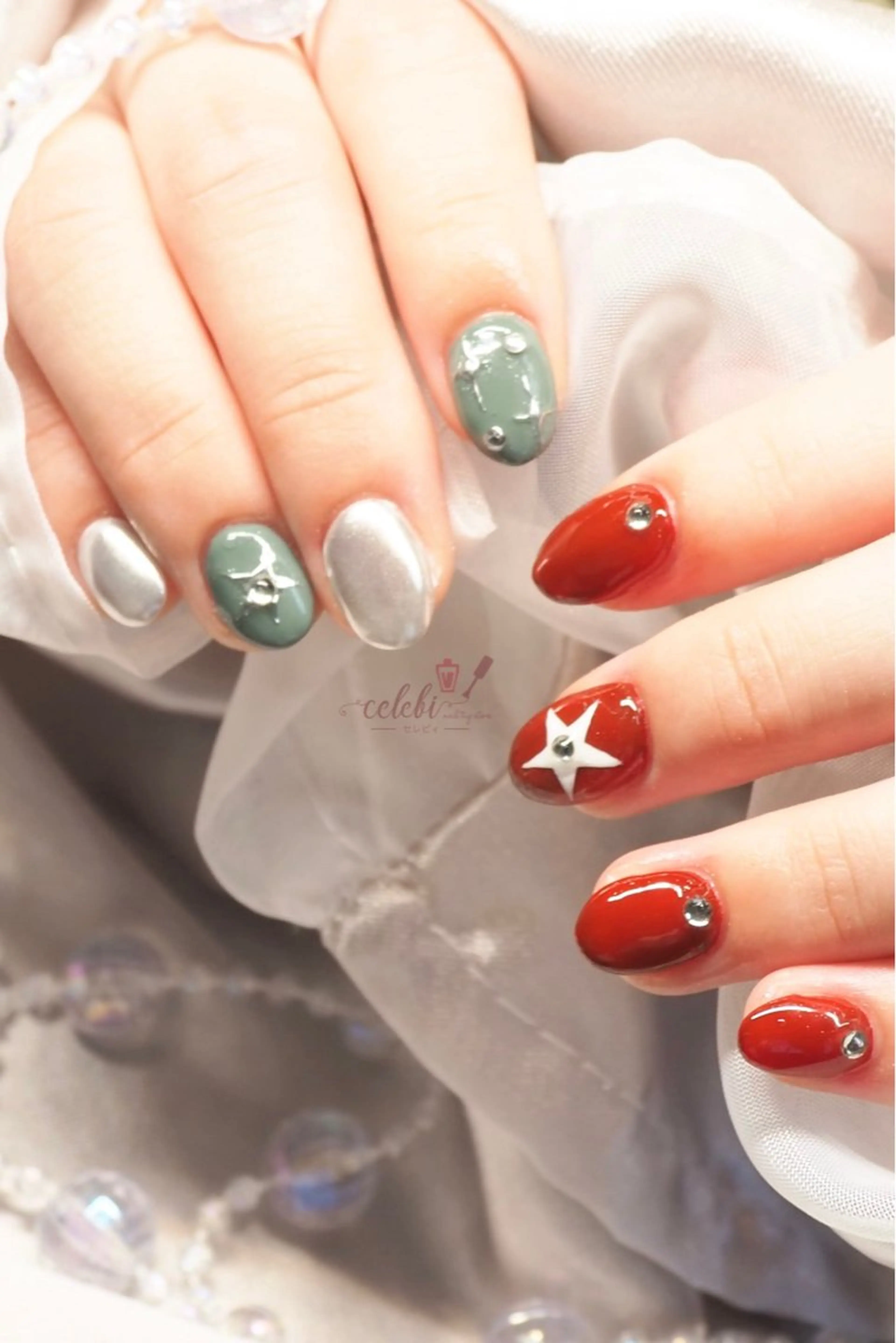 ネイル ハンドネイル ハンドケア オーダーネイルチップ サロンcelebiのネイルデザイン