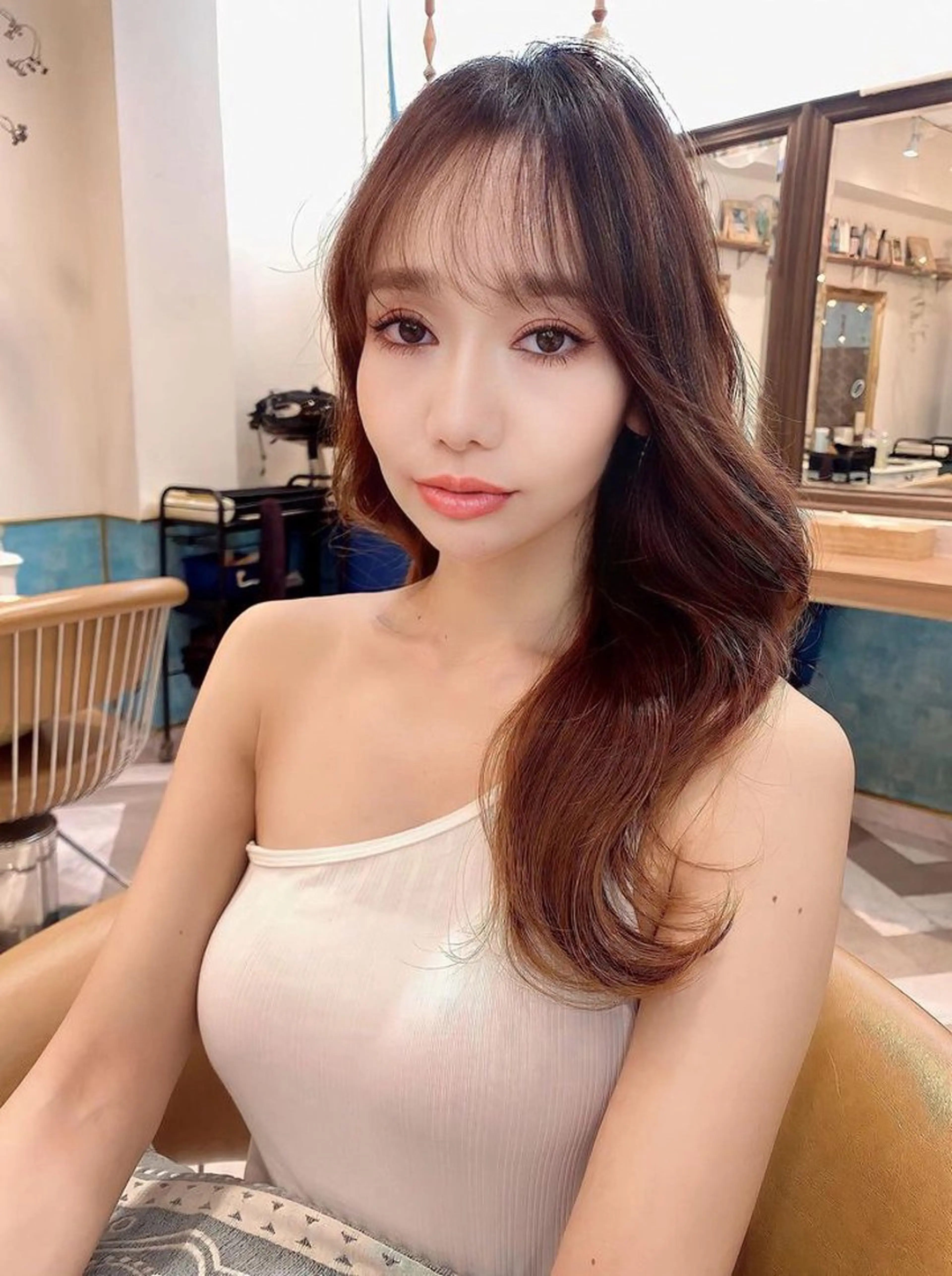 ロング カラー カット ヘアカラー トリートメント レイヤーカット /透明感カラー西田のヘアスタイル