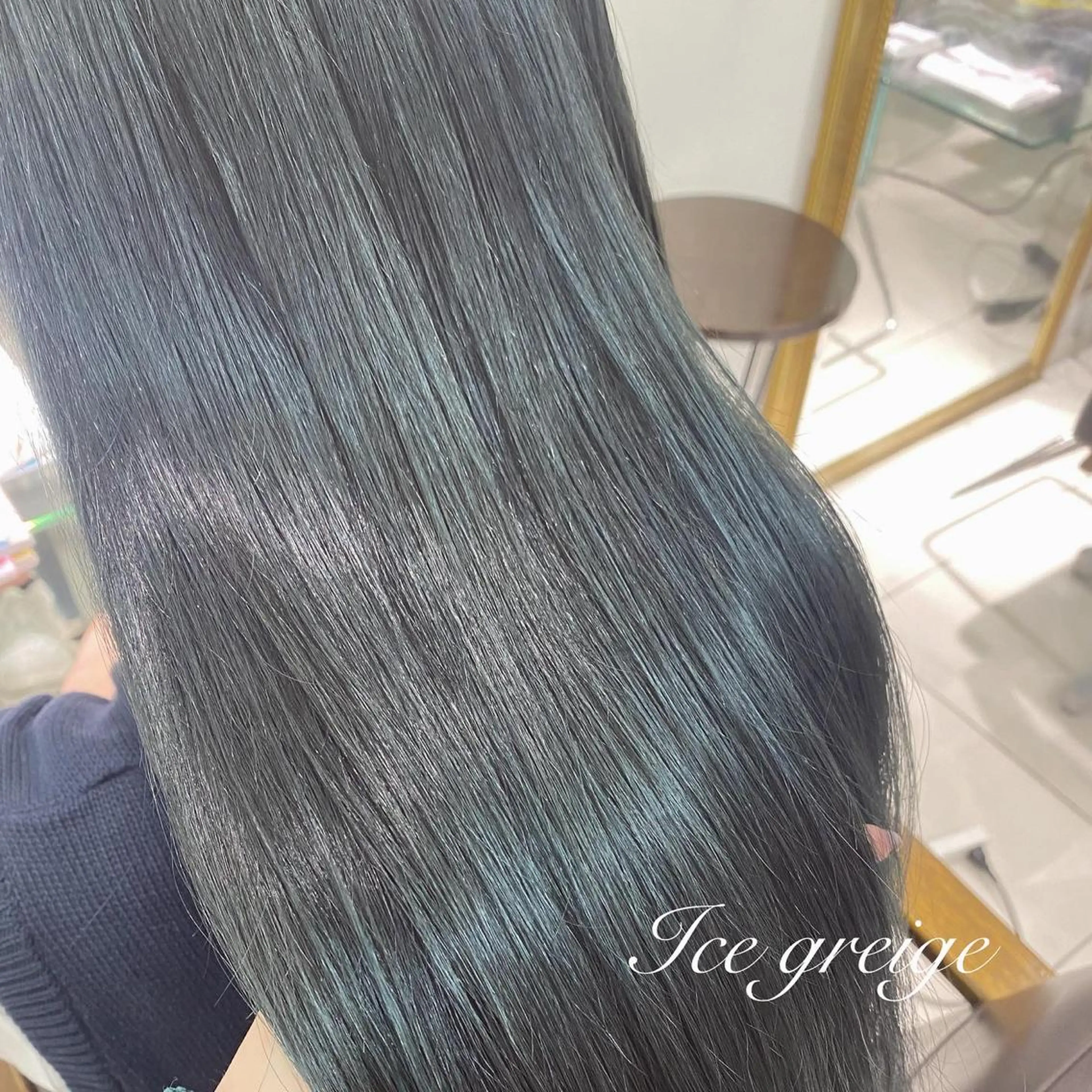 ロング カラー ヘアアレンジ 透明感カラー 古山 結季🌙🖤のヘアスタイル