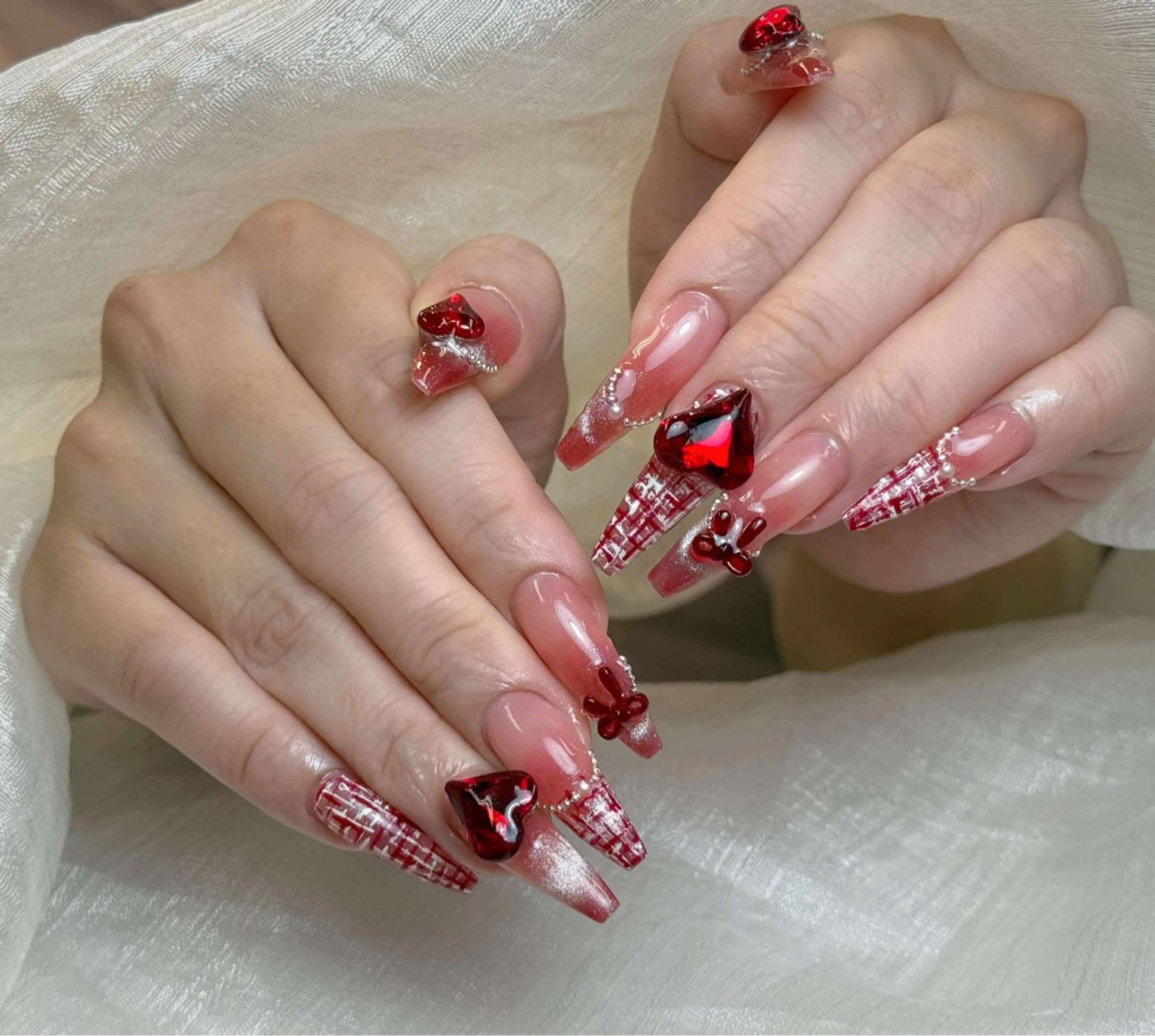 ネイル アートネイル 成人式 ジェルネイル ニュアンスネイル 夏ネイル ハンドネイル NIE MoMoのネイルデザイン