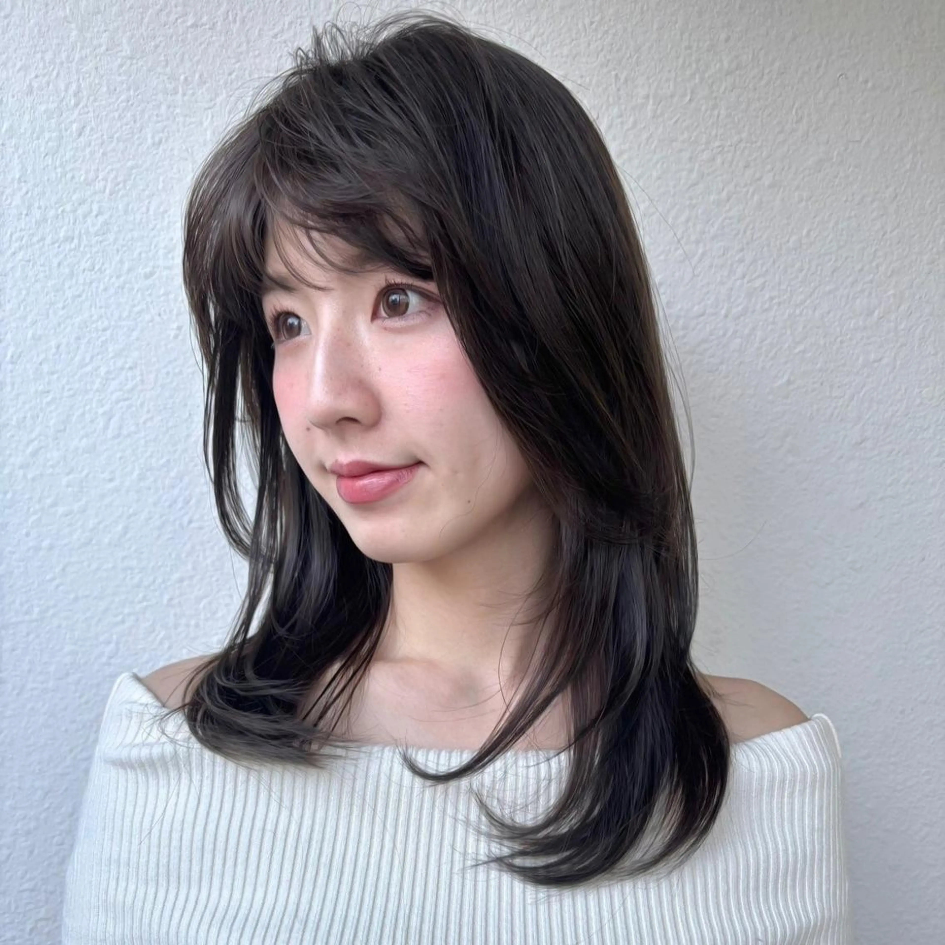 セミロング レイヤーカット／韓国 🤎きのした いちかのヘアスタイル