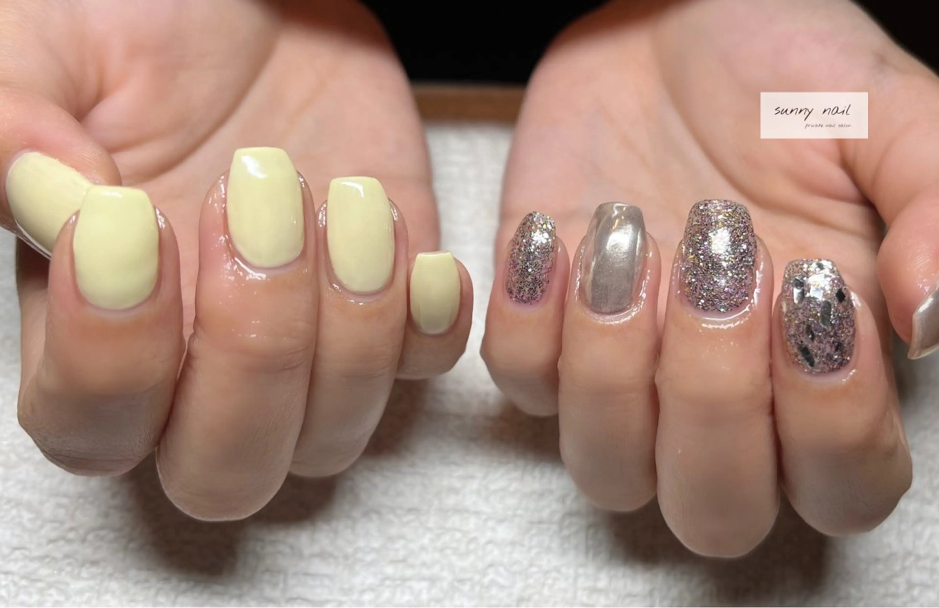 ネイル ミラーネイル 黄色 sunny nailのネイルデザイン