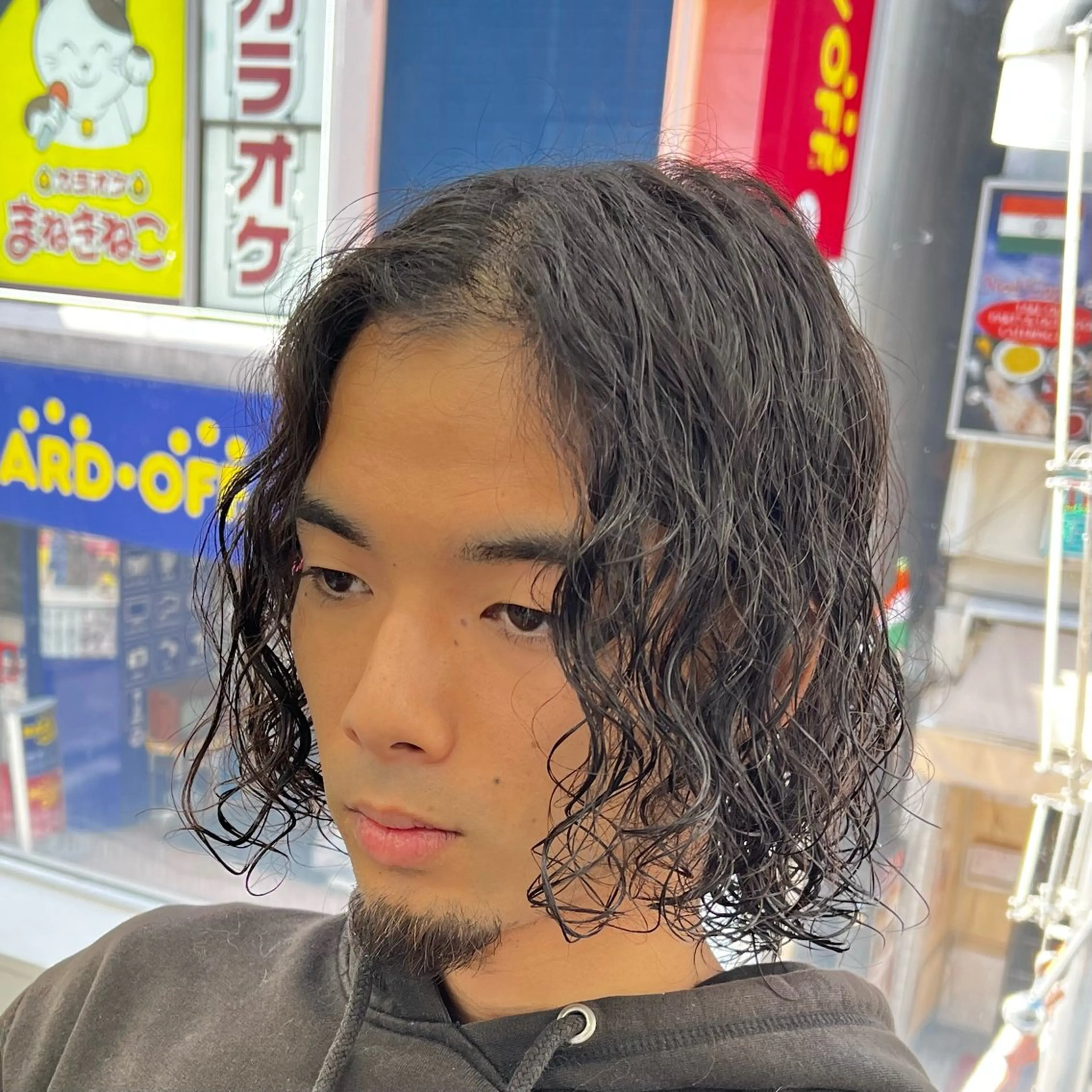 ミディアム パーマ メンズ カット パーマ メンズパーマ名人 TAKUMAのヘアスタイル