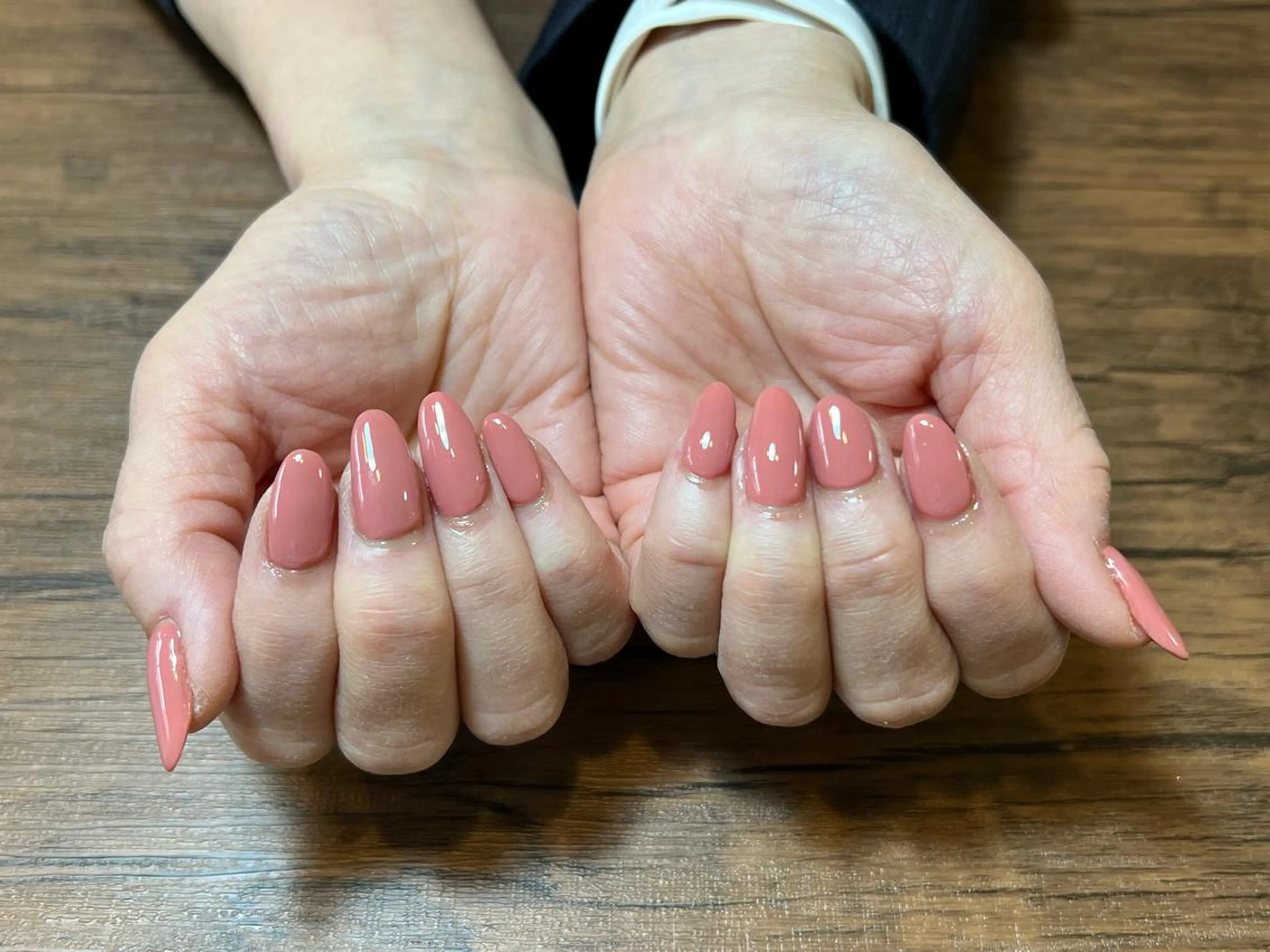 ネイル ピンク ハンドネイル HENRIETTA NAILSALONのネイルデザイン